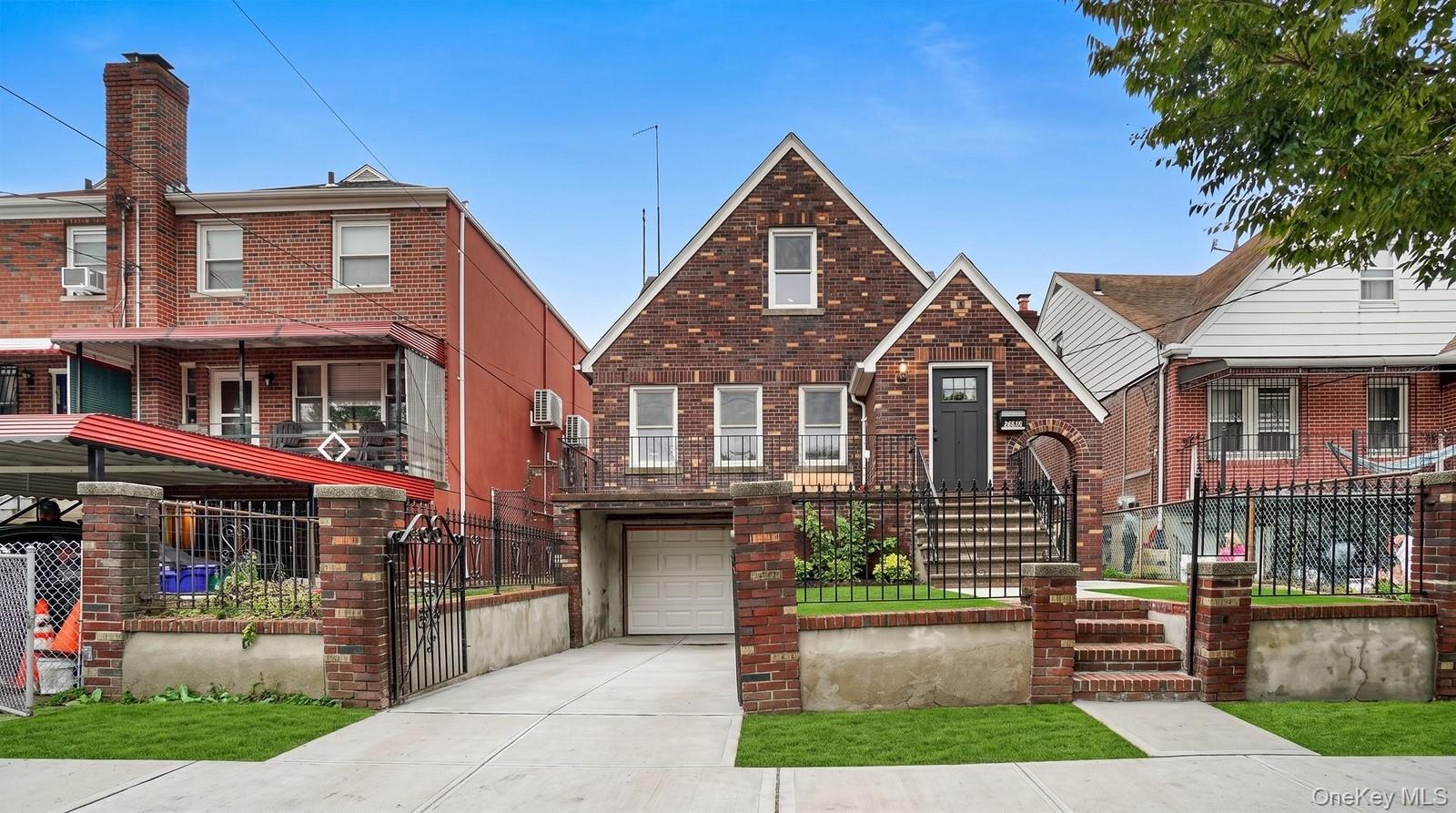 Single Family Paulding Avenue  Bronx, NY 10469, MLS-1045647-27