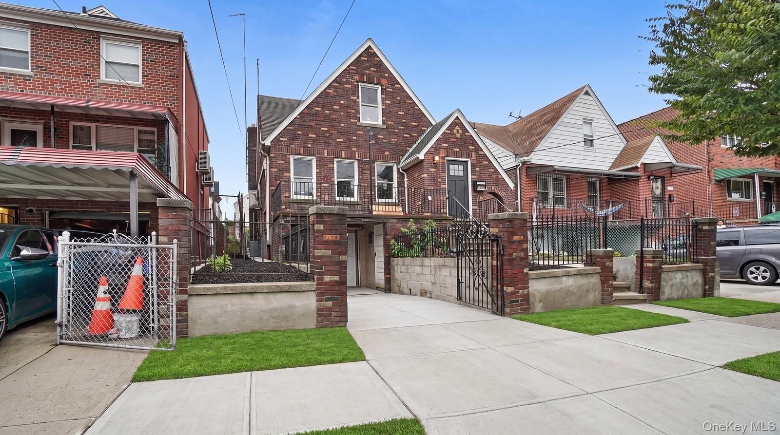 Single Family Paulding Avenue  Bronx, NY 10469, MLS-1045647-28