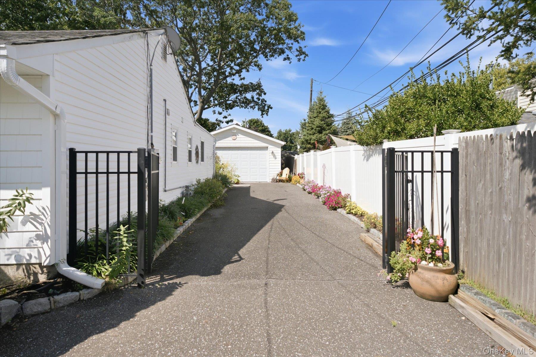 Single Family Fairlane Drive Suffolk County, NY 11784, MLS-1045661-4