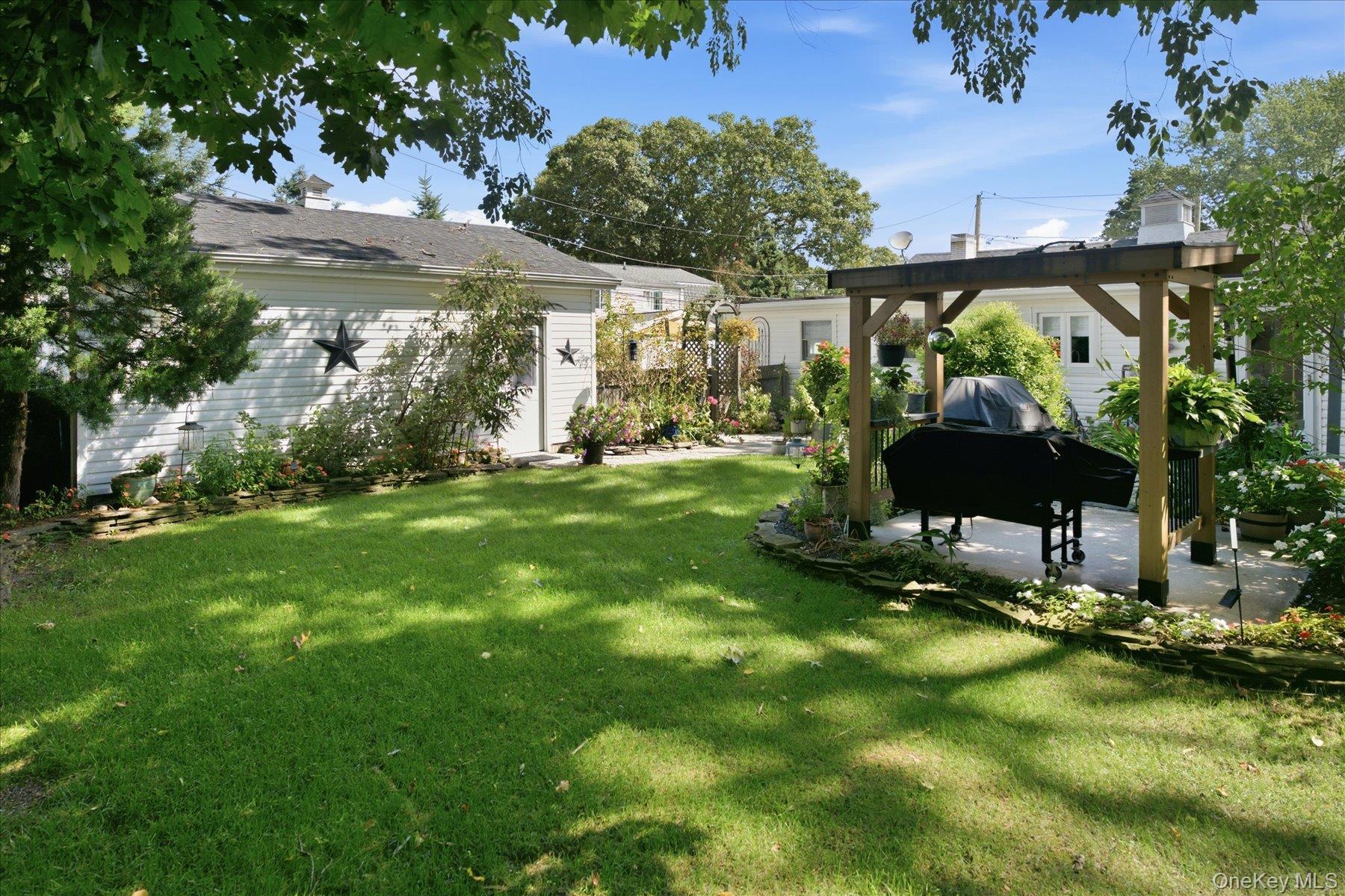 Single Family Fairlane Drive Suffolk County, NY 11784, MLS-1045661-43