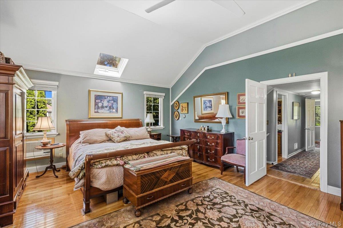 Single Family Stuart Avenue  Suffolk County, NY 11702, MLS-1045695-20