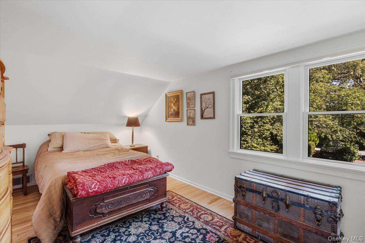 Single Family Stuart Avenue  Suffolk County, NY 11702, MLS-1045695-23