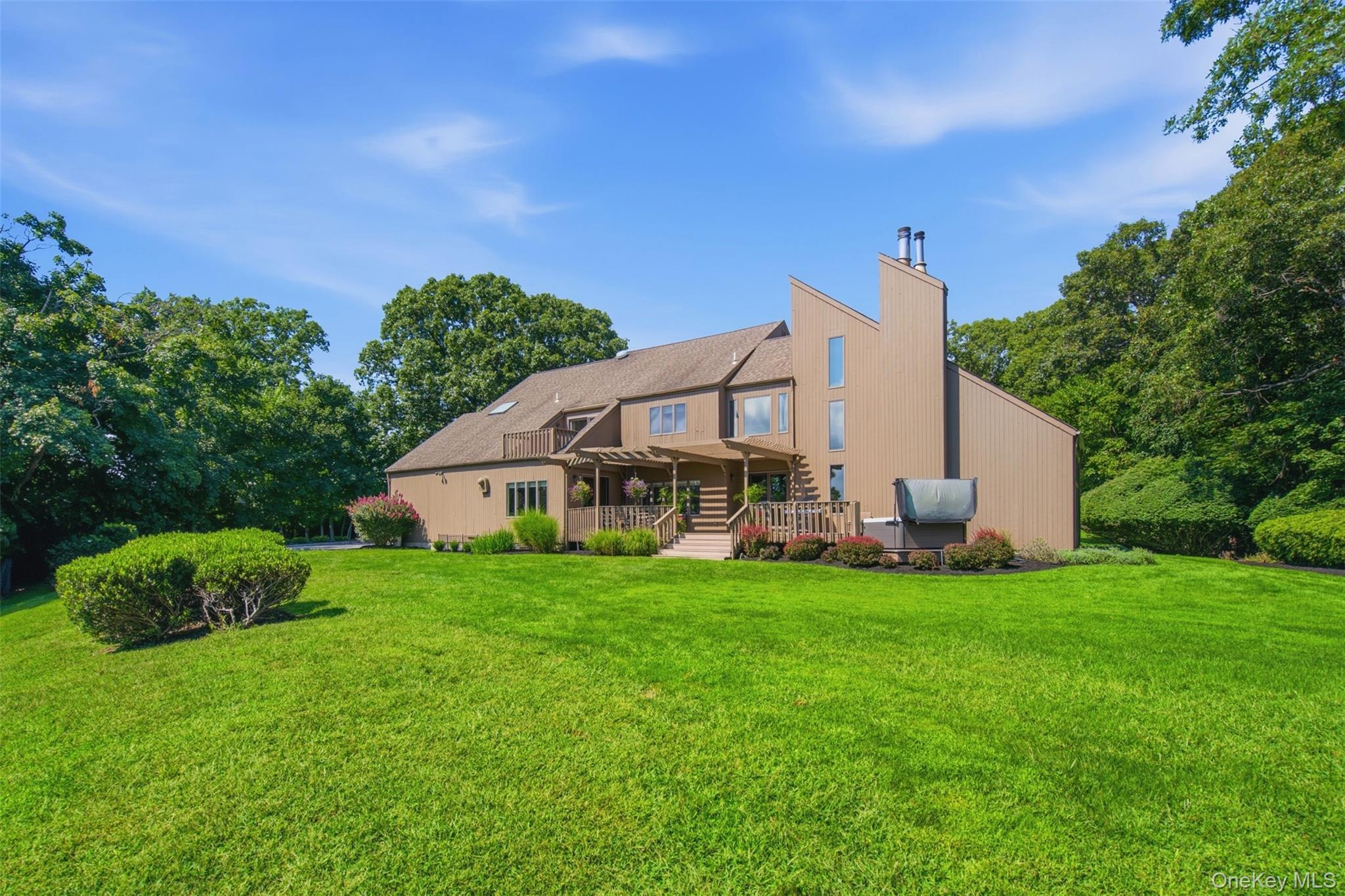 Single Family Target Rock Drive  Suffolk County, NY 11743, MLS-1045696-34