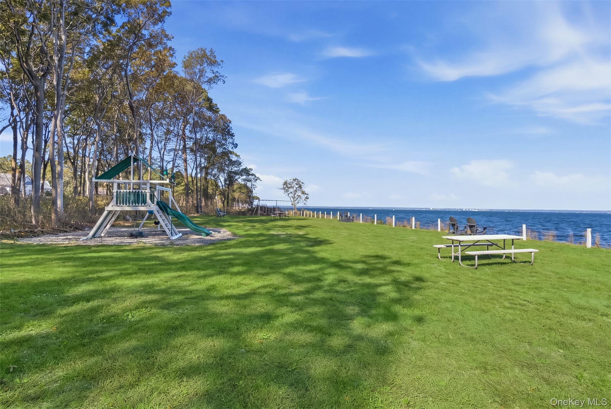 Single Family Target Rock Drive  Suffolk County, NY 11743, MLS-1045696-38