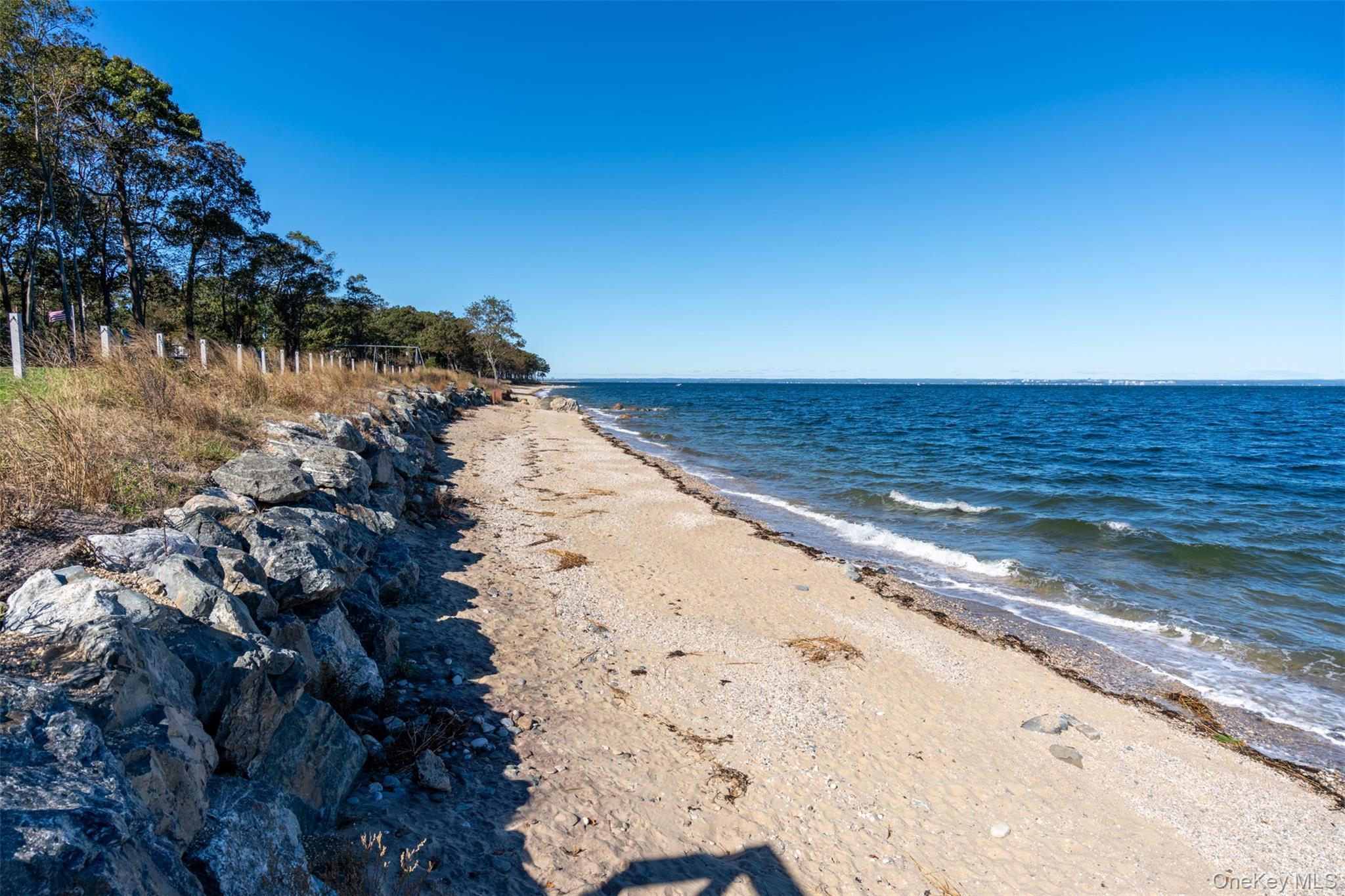 Single Family Target Rock Drive  Suffolk County, NY 11743, MLS-1045696-39