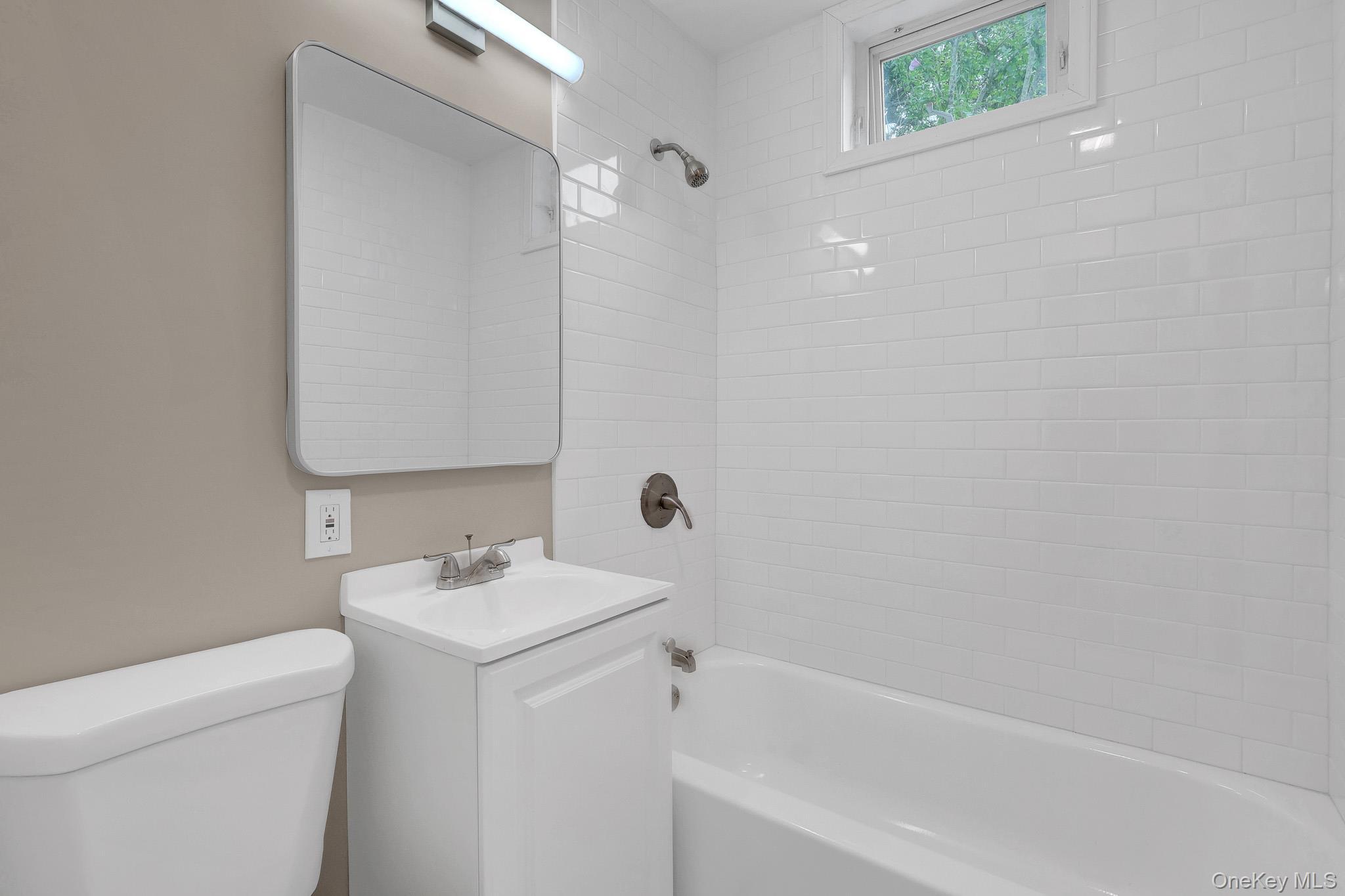 Single Family Tallwood Drive Suffolk County, NY 11967, MLS-1045707-10