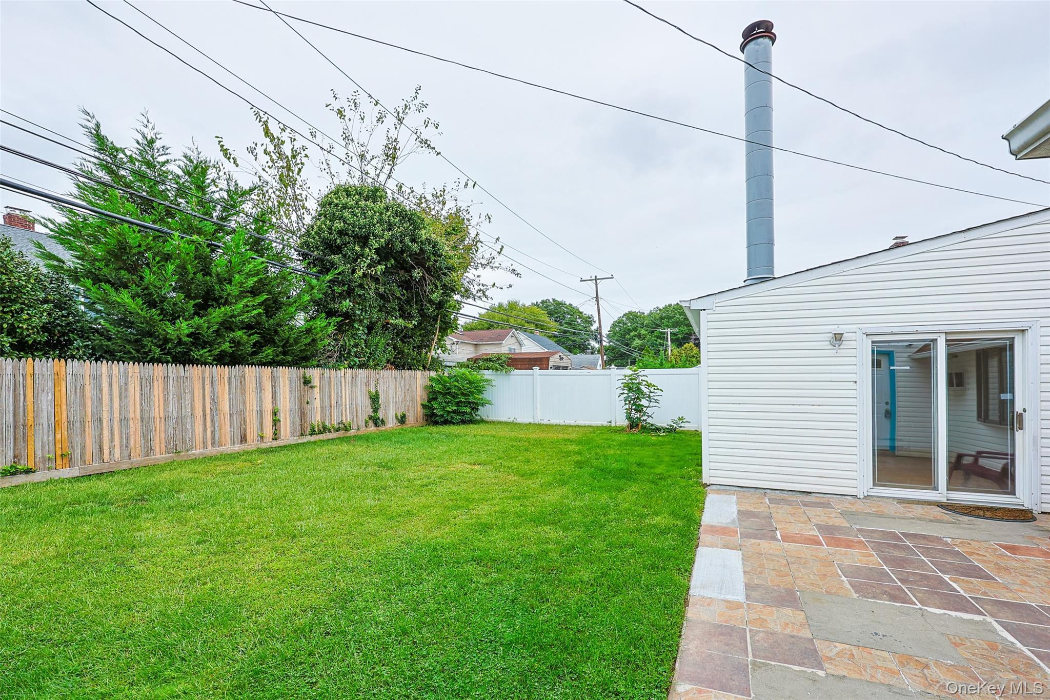 Single Family Lantern Road Nassau County, NY 11801, MLS-1045710-19