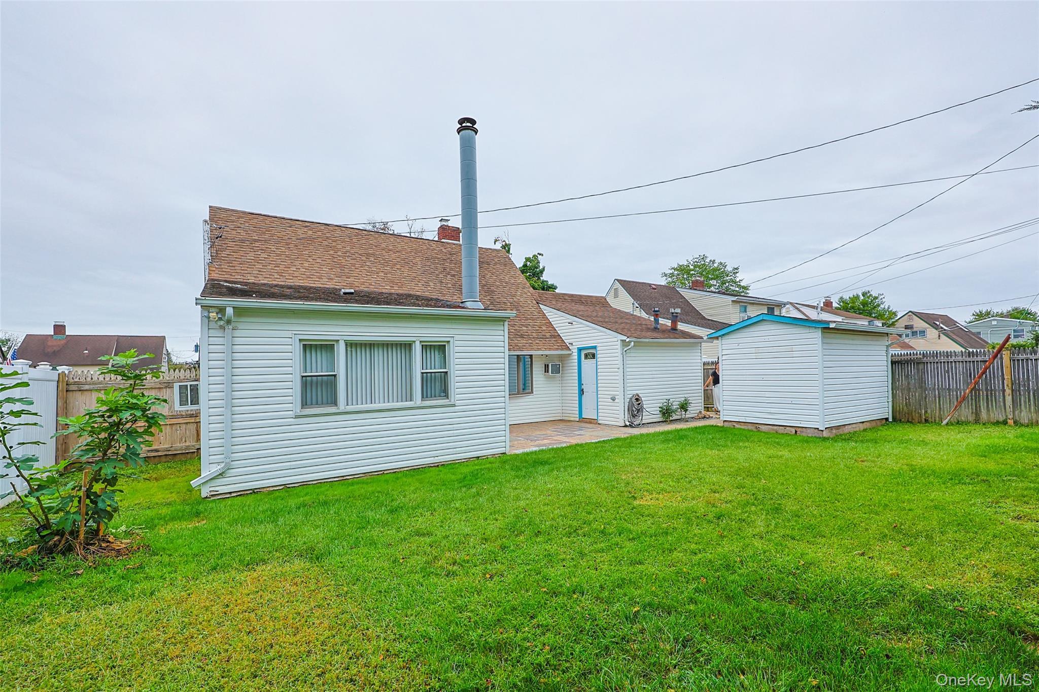 Single Family Lantern Road Nassau County, NY 11801, MLS-1045710-20