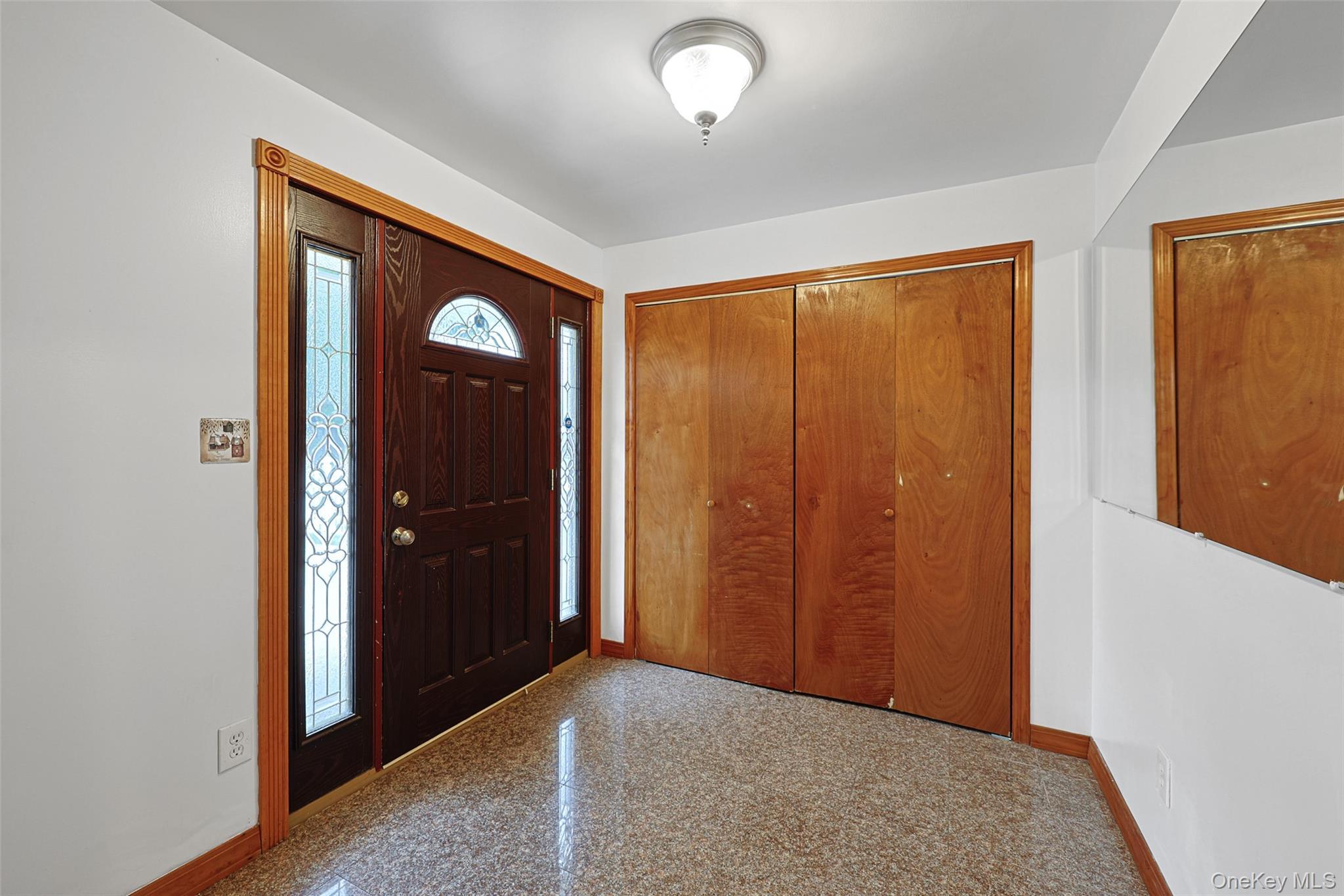 Single Family Lantern Road Nassau County, NY 11801, MLS-1045710-3