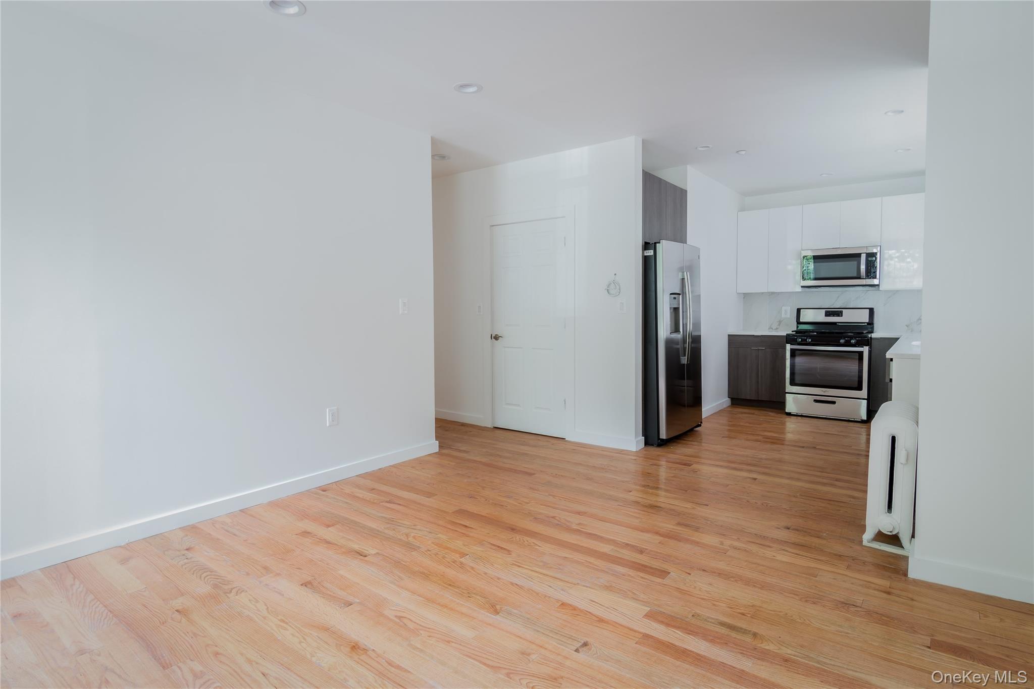 Single Family Teller Avenue Bronx, NY 10457, MLS-1045721-24