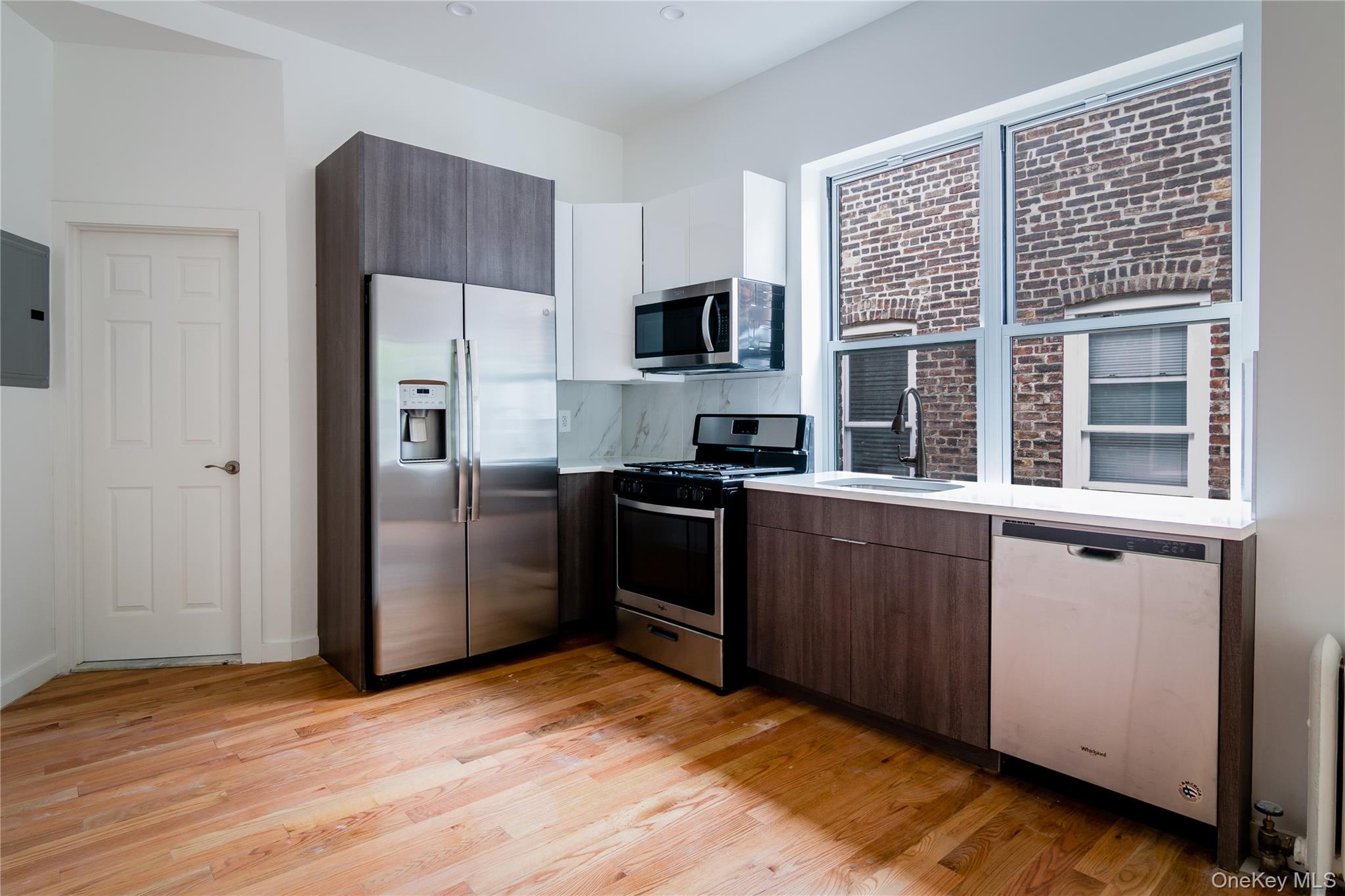 Single Family Teller Avenue Bronx, NY 10457, MLS-1045721-3