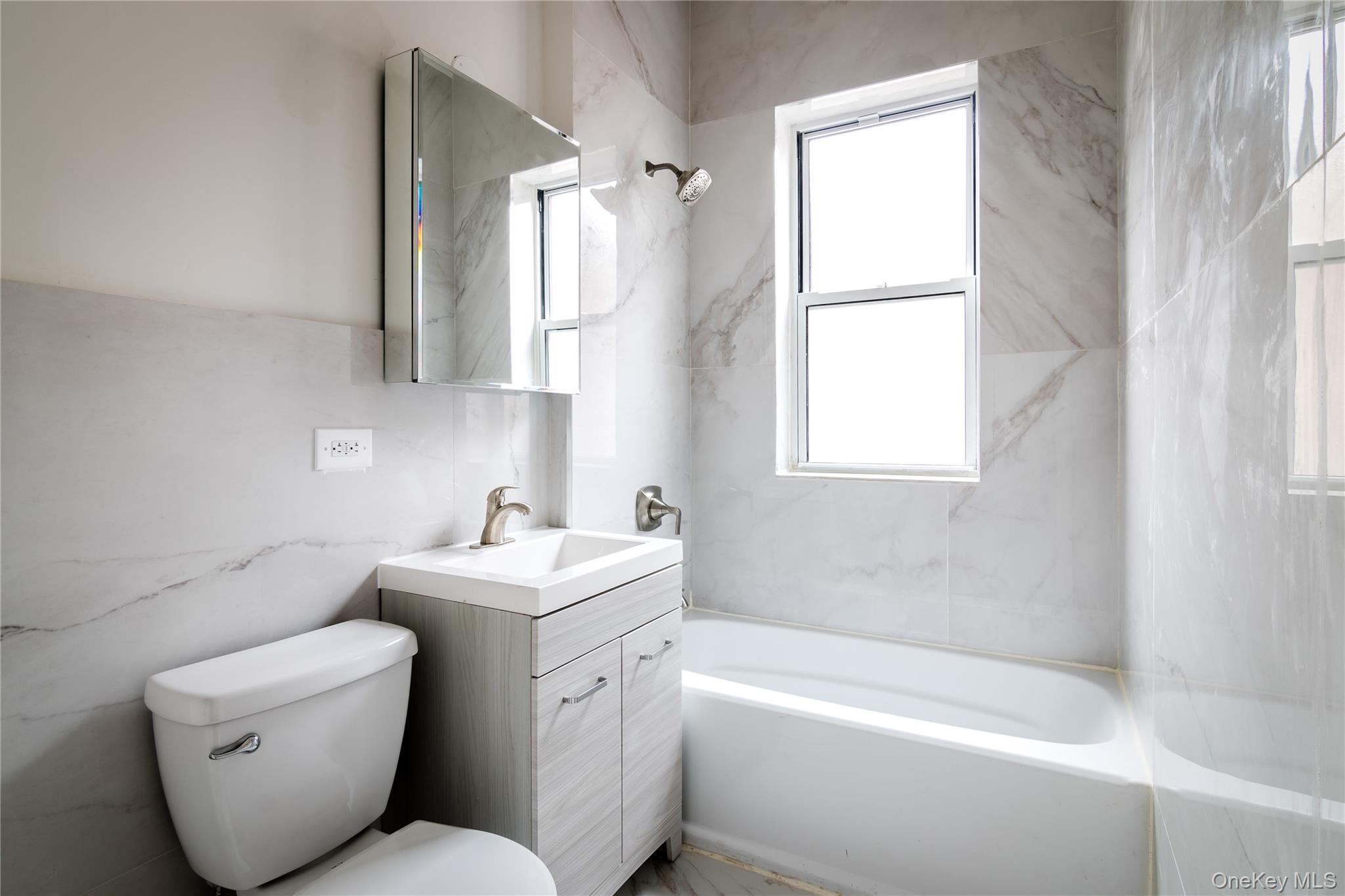 Single Family Teller Avenue Bronx, NY 10457, MLS-1045721-8