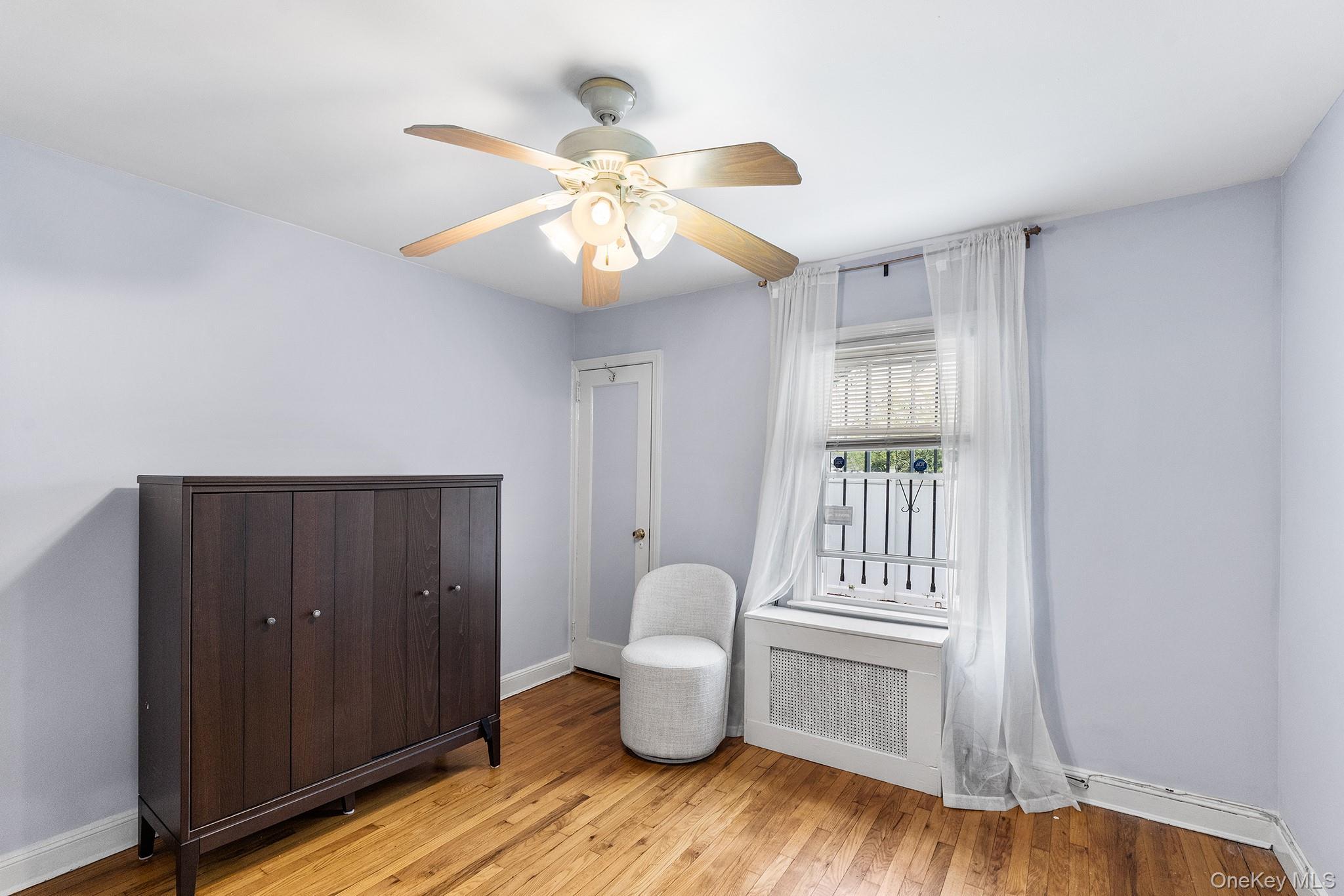 Single Family Charter Court Nassau County, NY 11553, MLS-1045726-19
