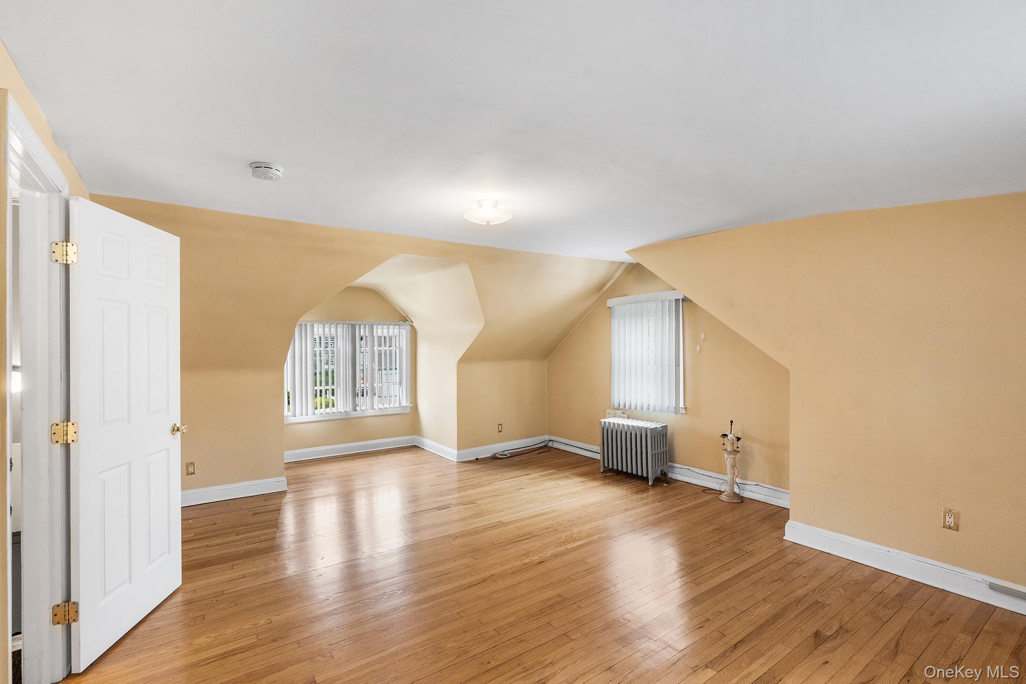 Single Family Charter Court Nassau County, NY 11553, MLS-1045726-21
