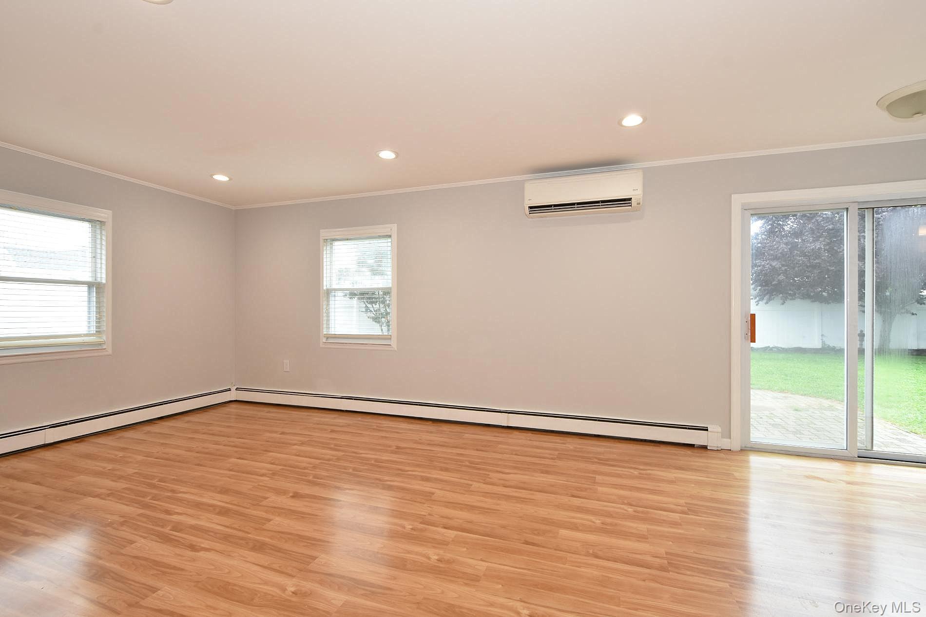 Single Family Swan Lane Nassau County, NY 11756, MLS-1045729-12