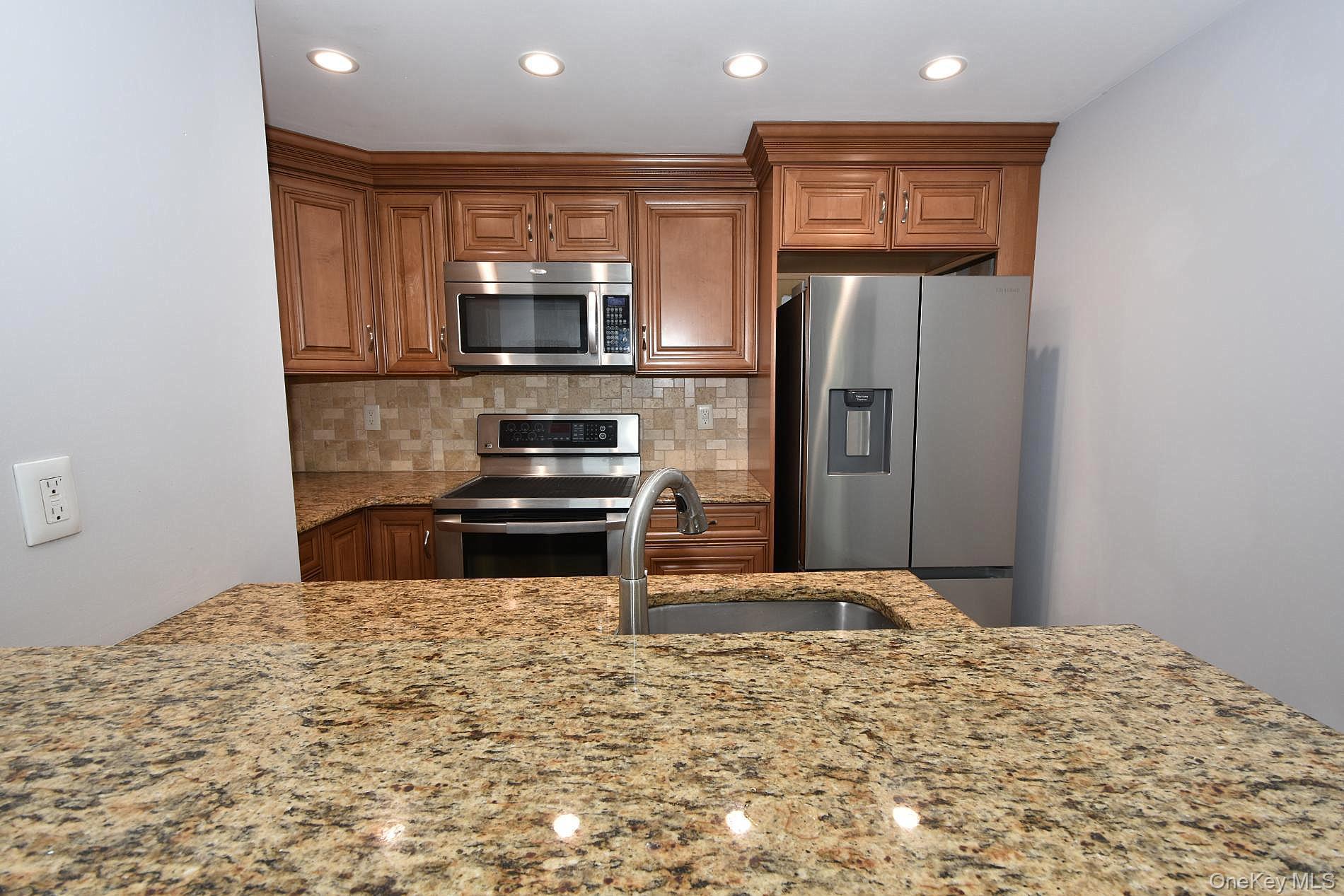 Single Family Swan Lane Nassau County, NY 11756, MLS-1045729-6