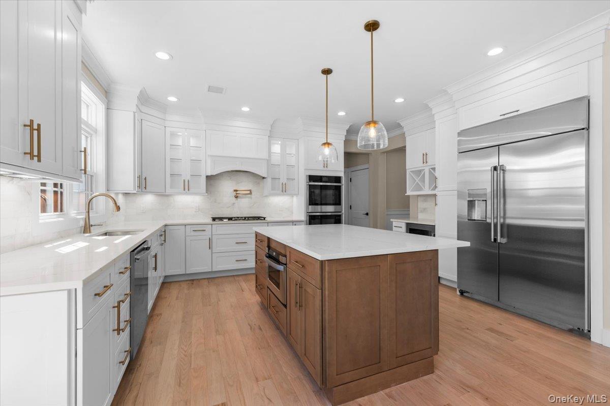 Single Family Cedar Drive E  Nassau County, NY 11803, MLS-1045738-11