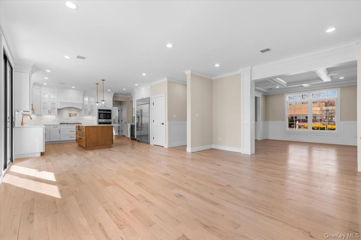 Single Family Cedar Drive E  Nassau County, NY 11803, MLS-1045738-32