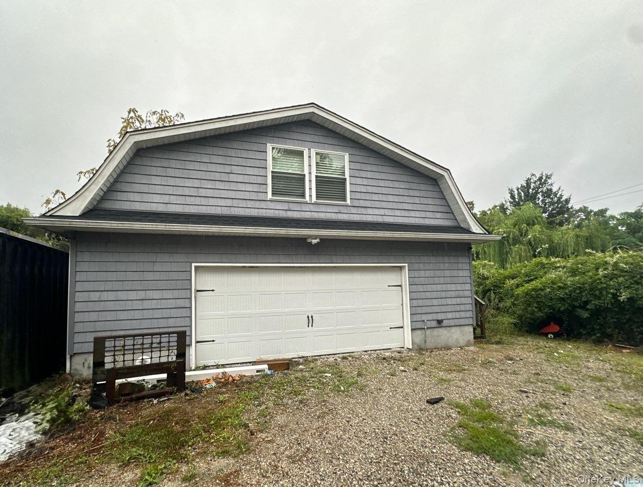 Single Family Oneill Avenue  Suffolk County, NY 11706, MLS-1045756-28