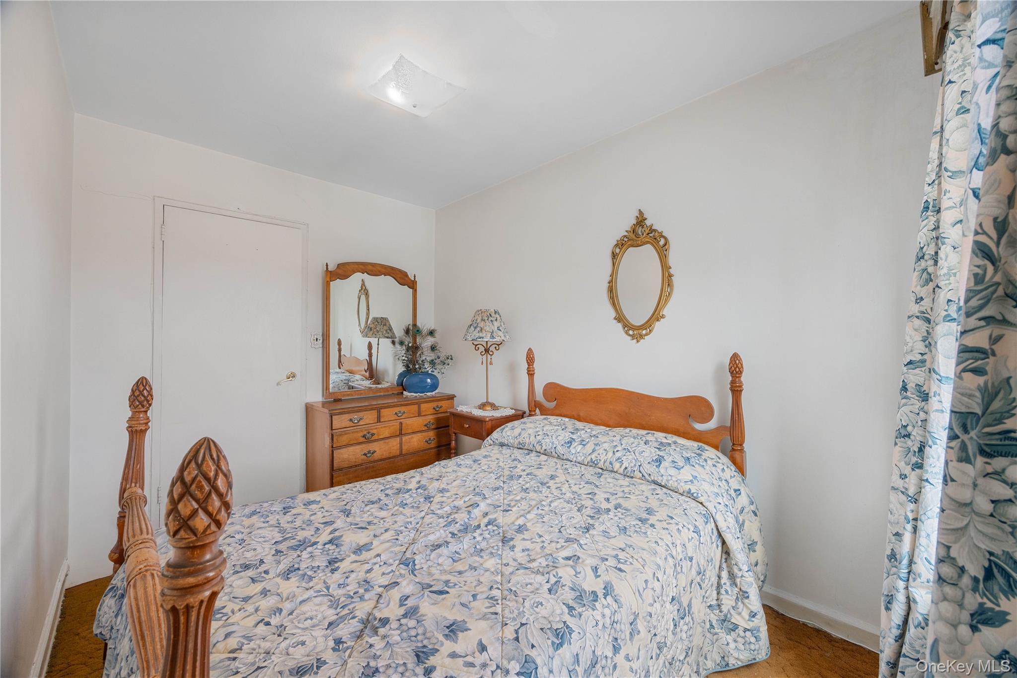Single Family Hollywood Avenue  Bronx, NY 10465, MLS-1045765-26