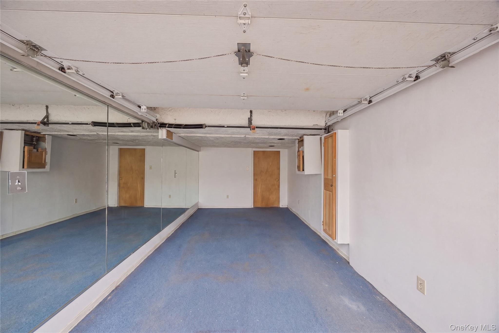 Single Family Hollywood Avenue  Bronx, NY 10465, MLS-1045765-33