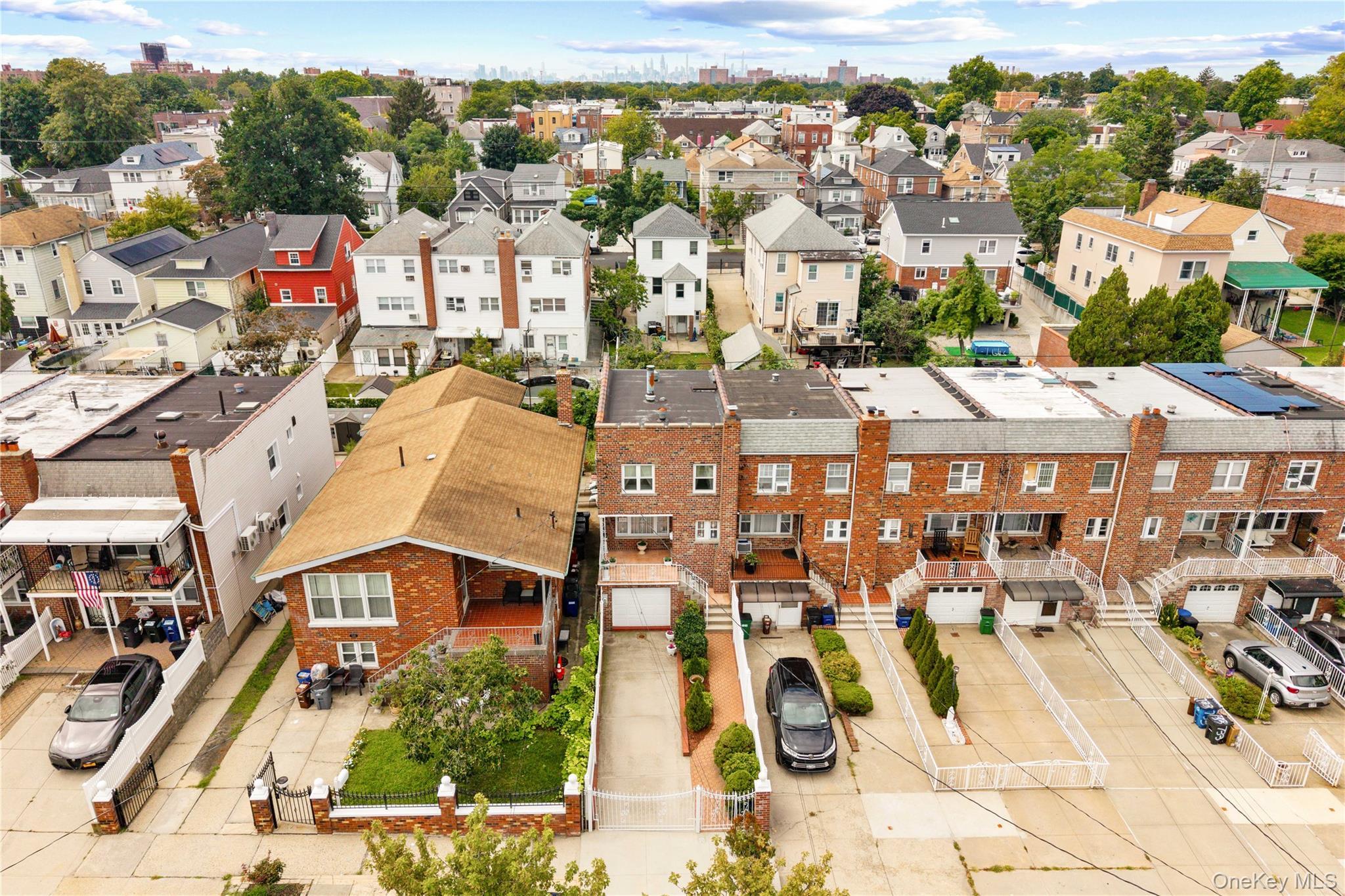 Single Family Hollywood Avenue  Bronx, NY 10465, MLS-1045765-44