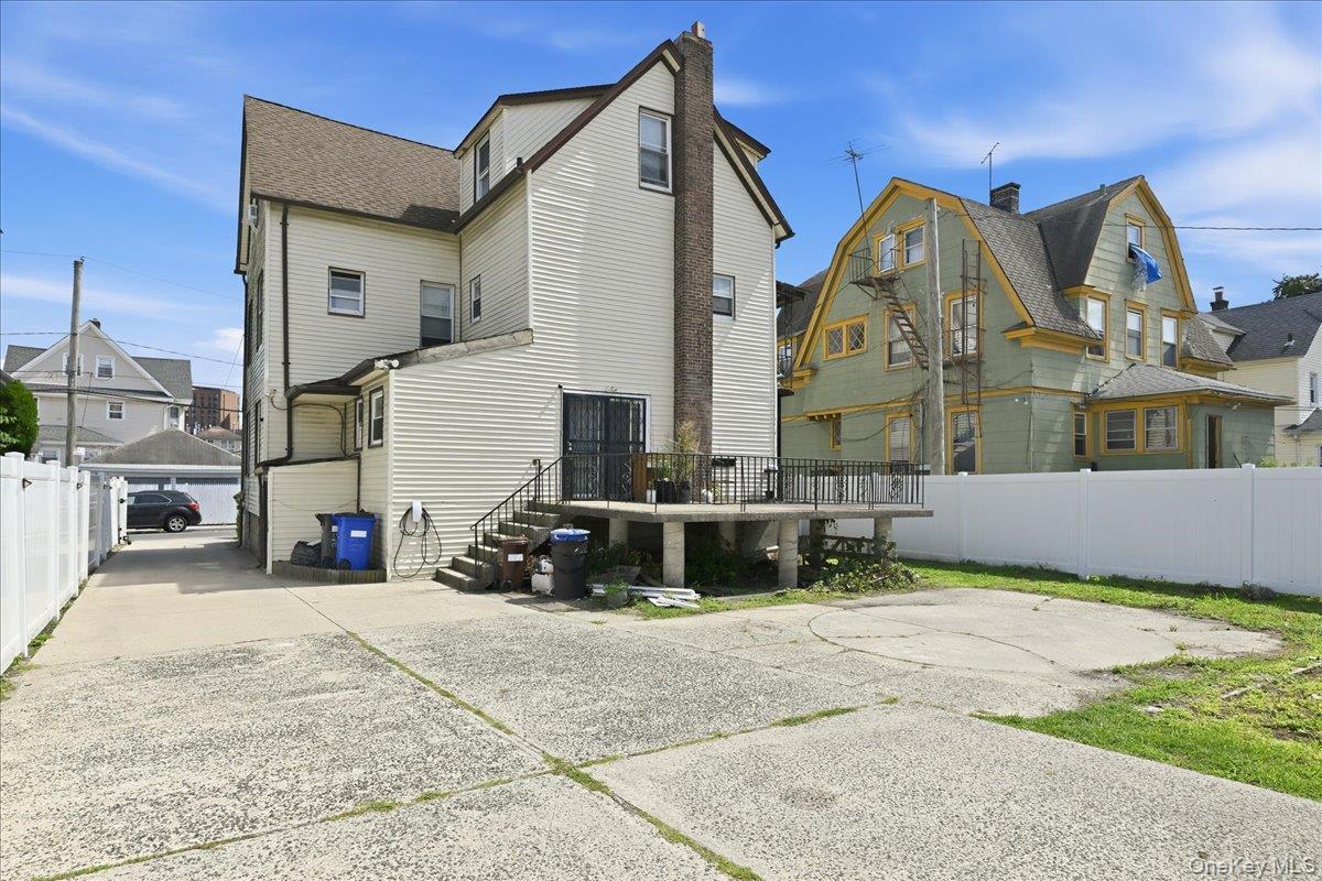 Single Family Mcbride Street  Queens, NY 11691, MLS-1045767-25