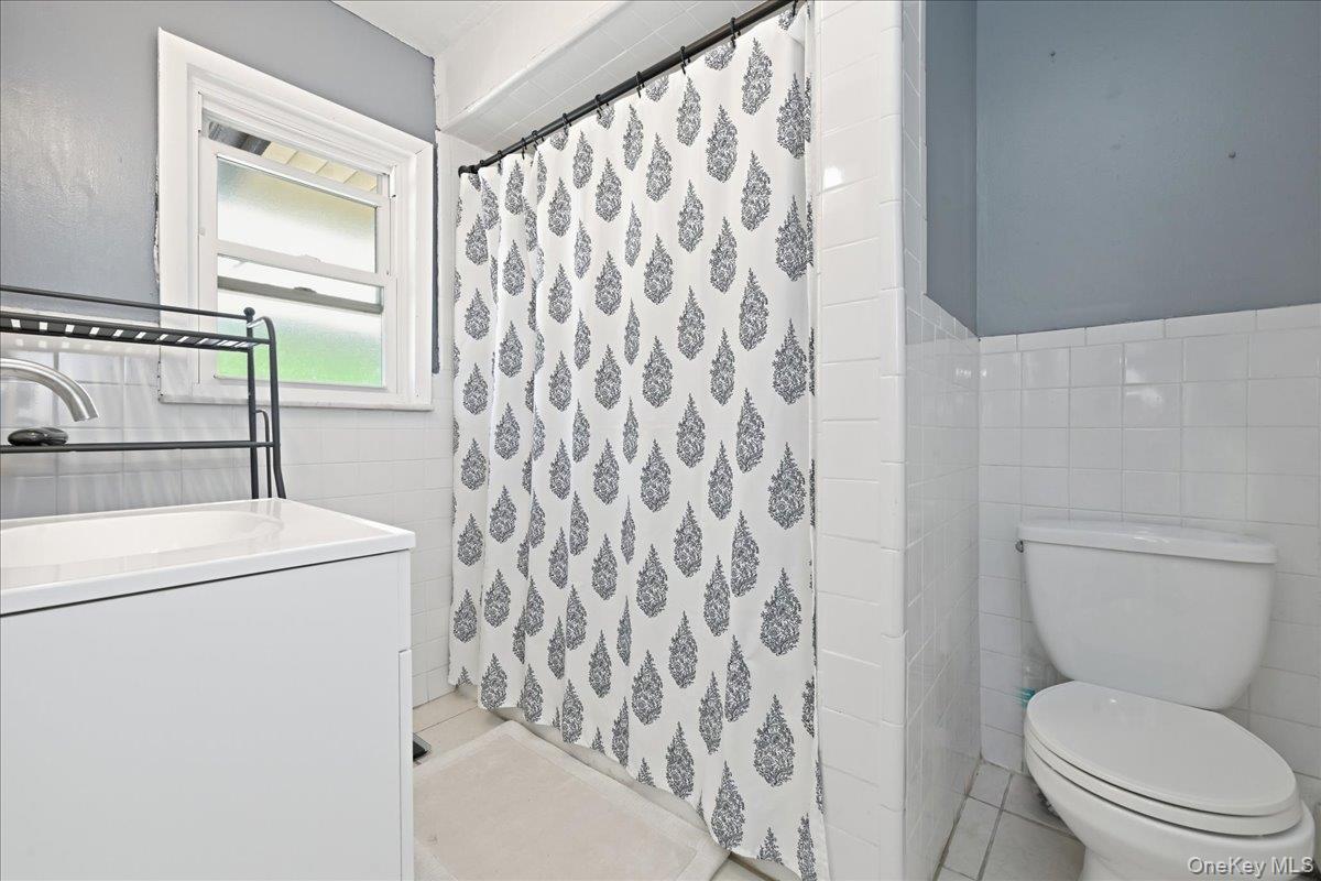 Single Family Mcbride Street  Queens, NY 11691, MLS-1045767-9