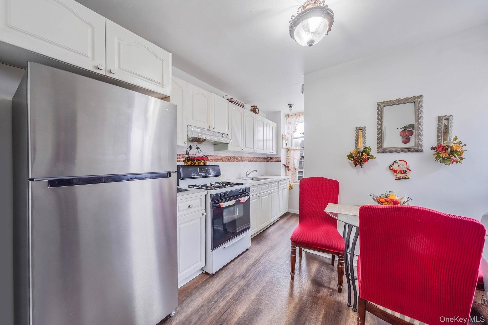 Single Family Hale Ave Brooklyn, NY 11208, MLS-1045774-16