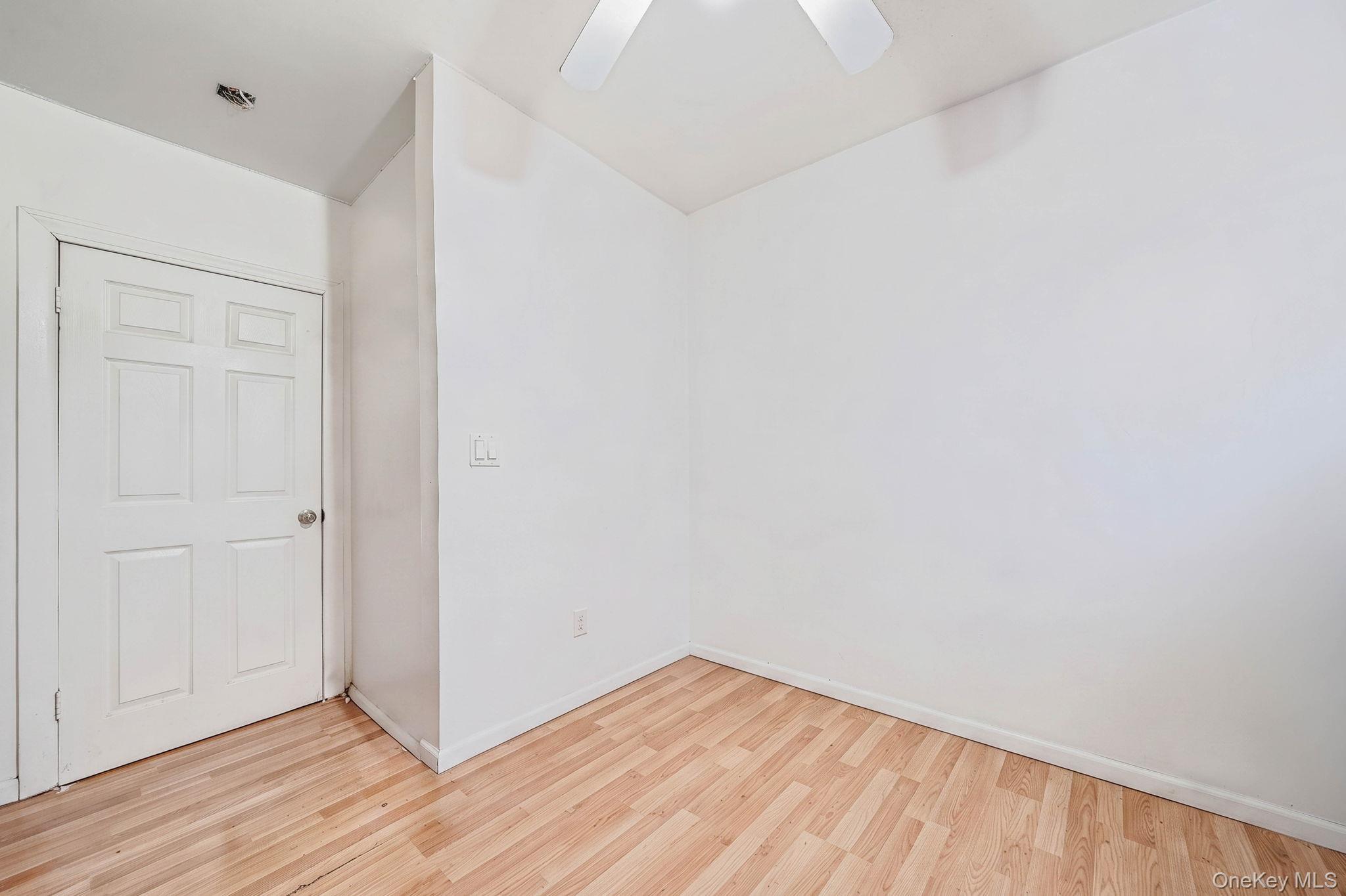 Single Family Hale Ave Brooklyn, NY 11208, MLS-1045774-23