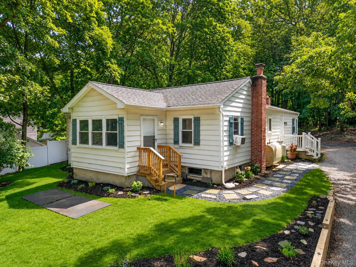 Single Family Christian Avenue Suffolk County, NY 11733, MLS-1045776-3