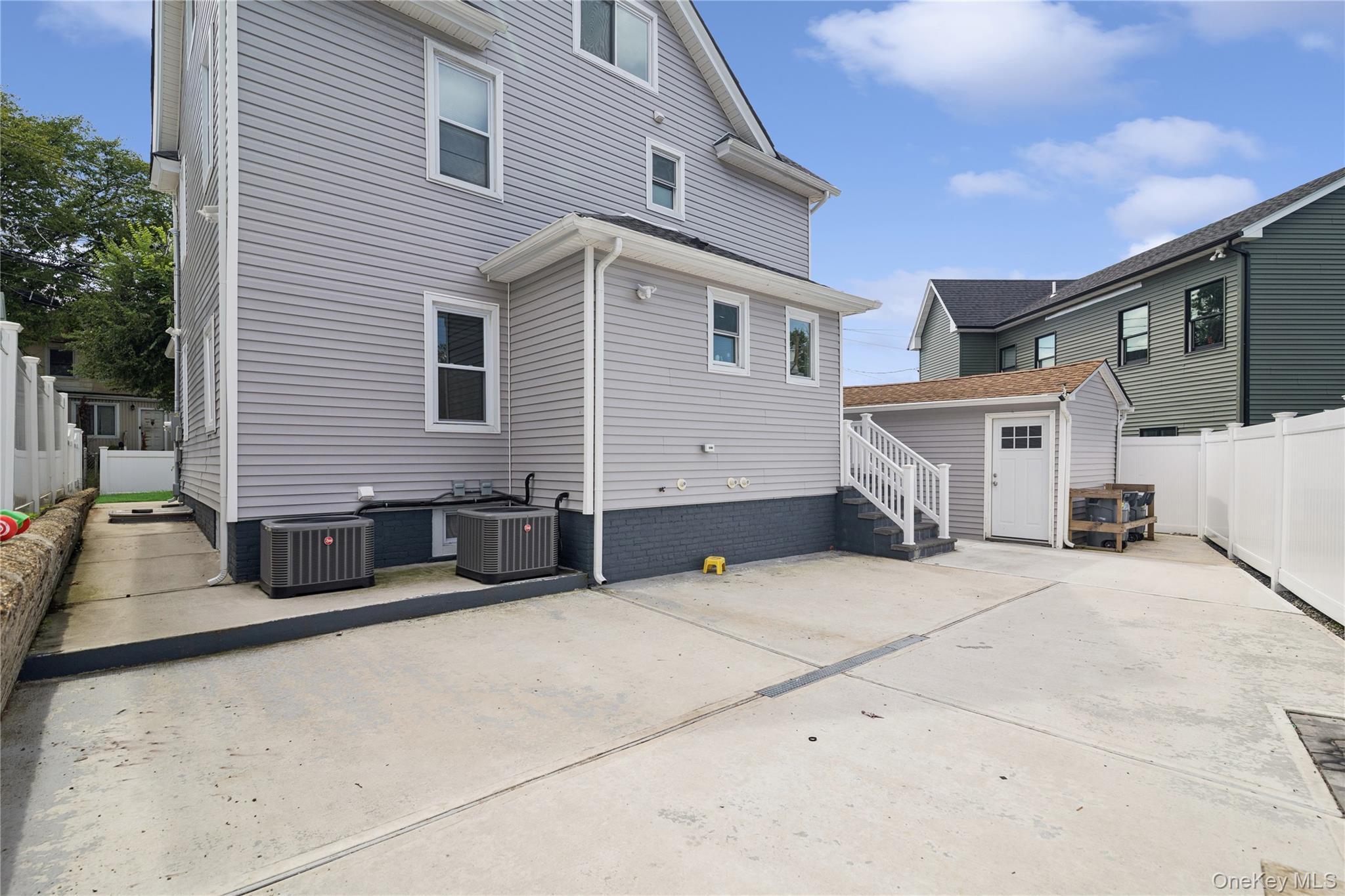 Single Family Prospect Place  Nassau County, NY 11550, MLS-1045790-6