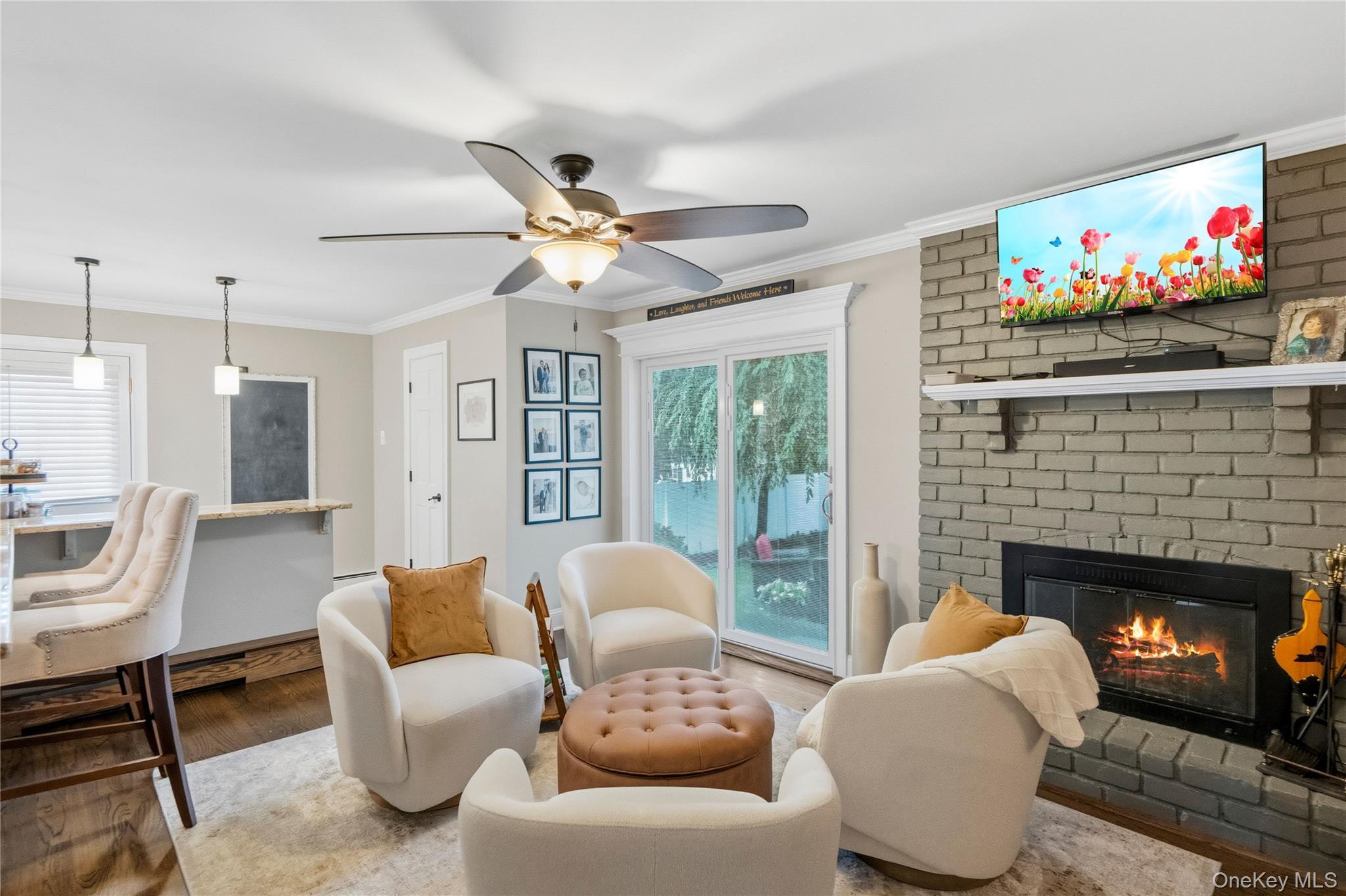 Single Family Hy Place Suffolk County, NY 11755, MLS-1045805-17
