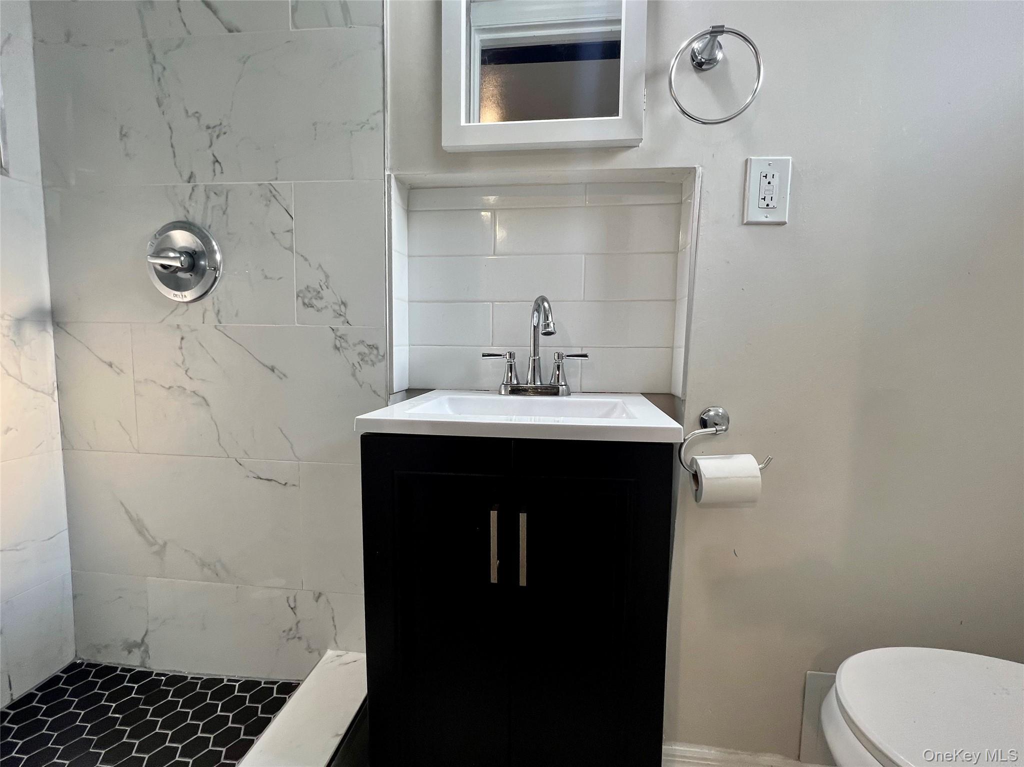 Single Family 164th Avenue Queens, NY 11414, MLS-1045832-11