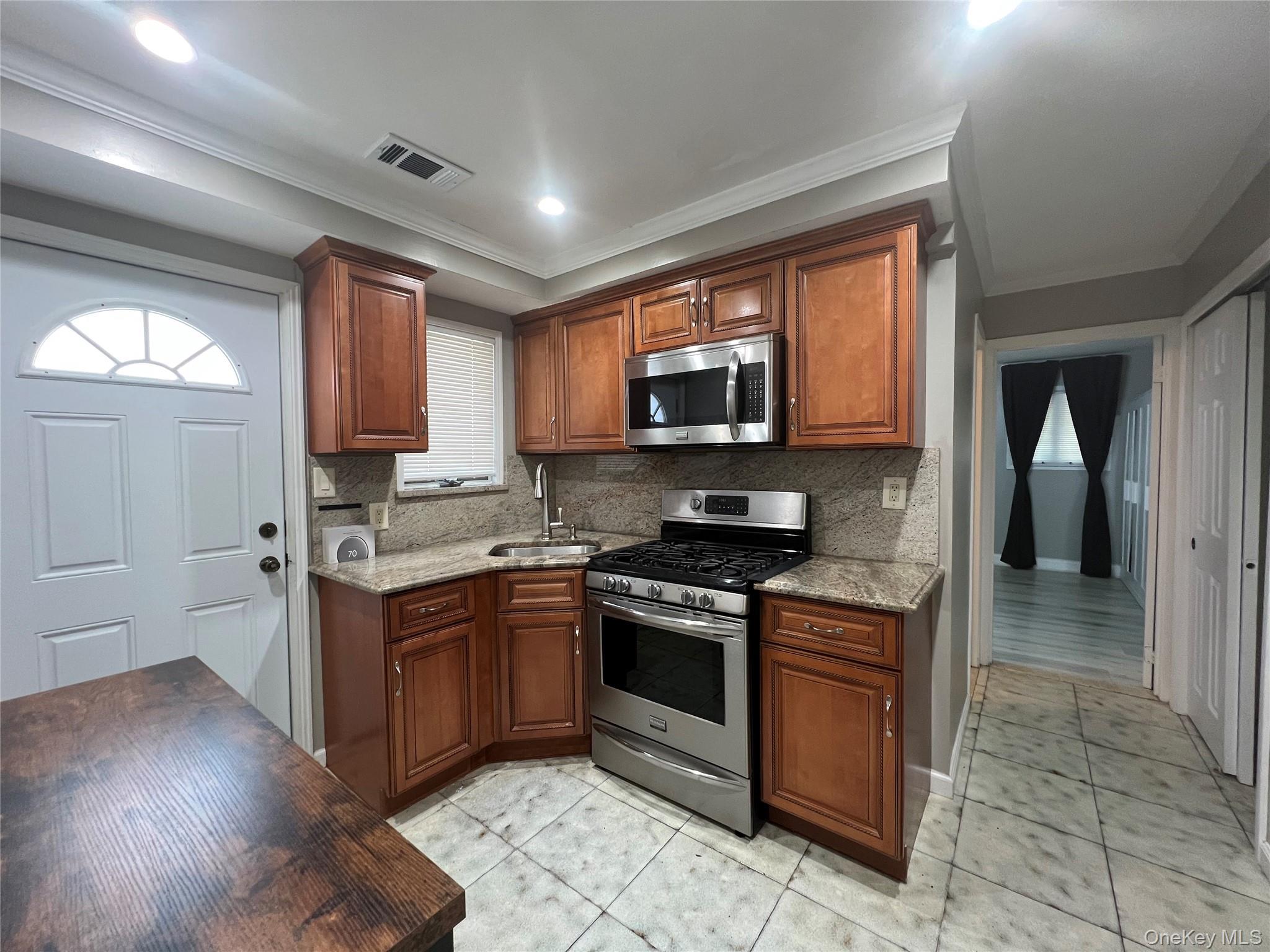 Single Family 164th Avenue Queens, NY 11414, MLS-1045832-19
