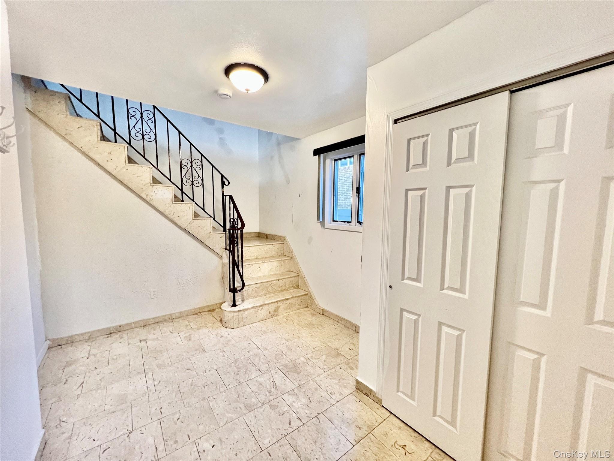 Single Family 164th Avenue Queens, NY 11414, MLS-1045832-3