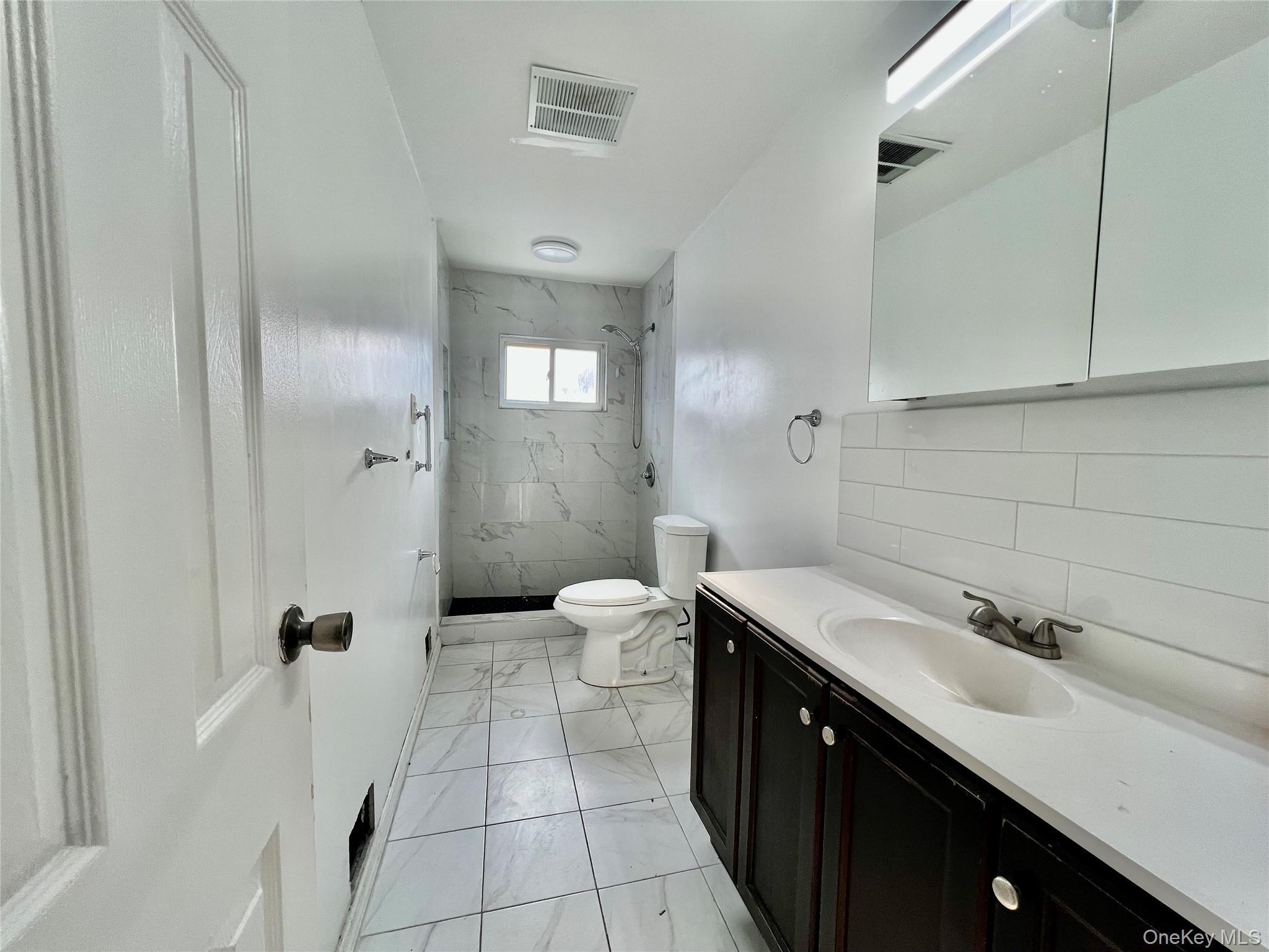 Single Family 164th Avenue Queens, NY 11414, MLS-1045832-8
