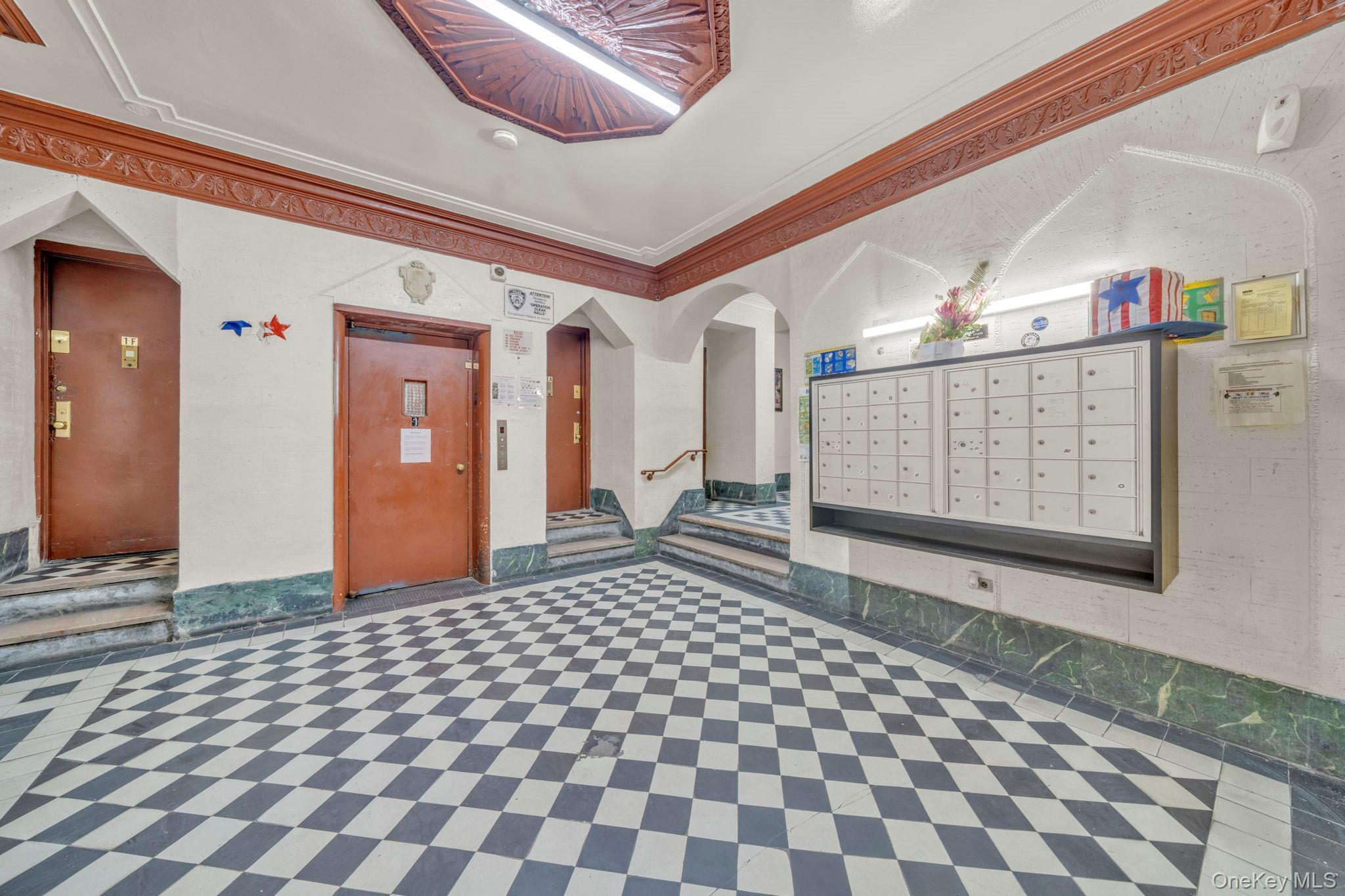 Coop Summit Avenue Bronx, NY 10452, MLS-1045833-2