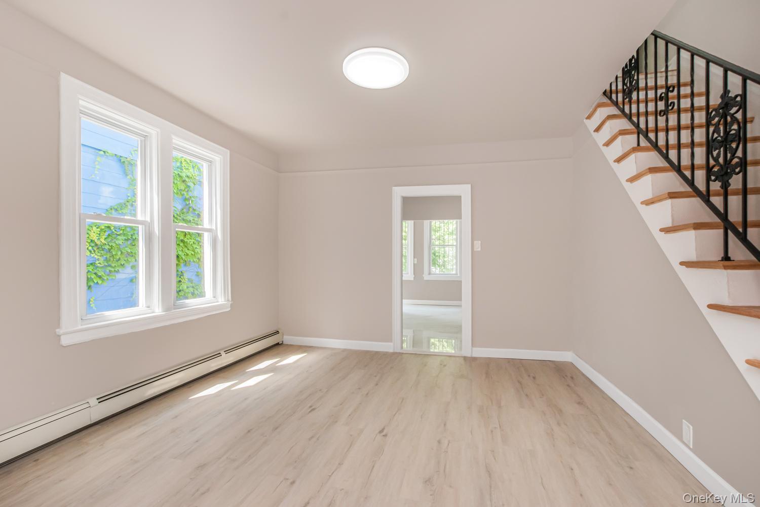 Single Family Taylor Avenue Bronx, NY 10473, MLS-1045836-7