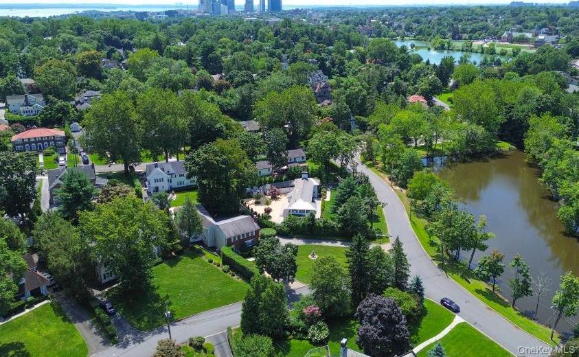 Single Family Wellington Avenue Westchester County, NY 10804, MLS-1045842-39