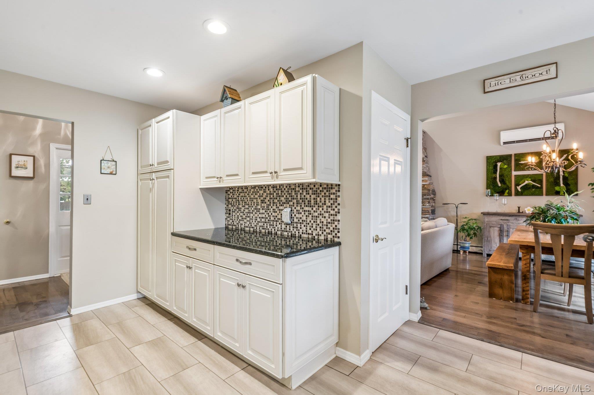 Single Family Maple Avenue  Suffolk County, NY 11772, MLS-1045857-11