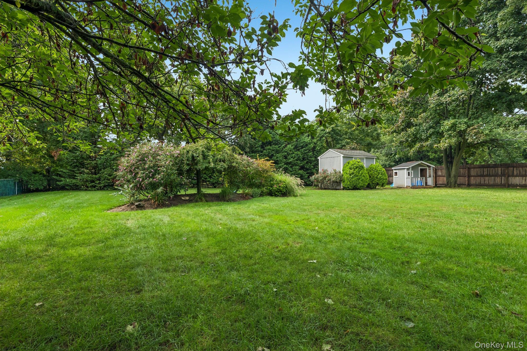 Single Family Maple Avenue  Suffolk County, NY 11772, MLS-1045857-27