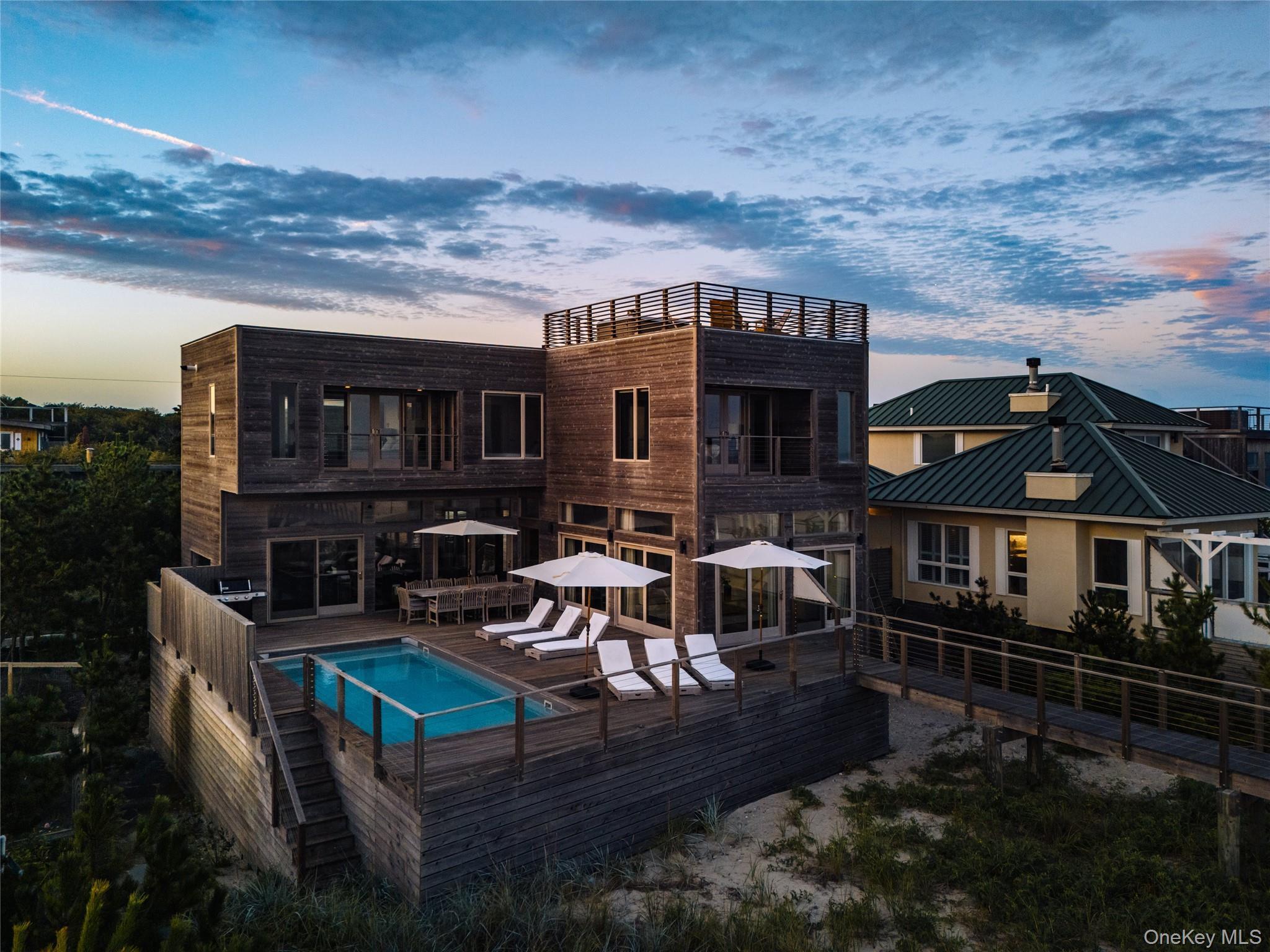 Single Family Ocean Walk  Suffolk County, NY 11782, MLS-1045873-32