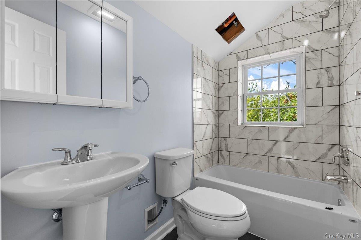 Single Family Hicksville Road Queens, NY 11691, MLS-1045877-17