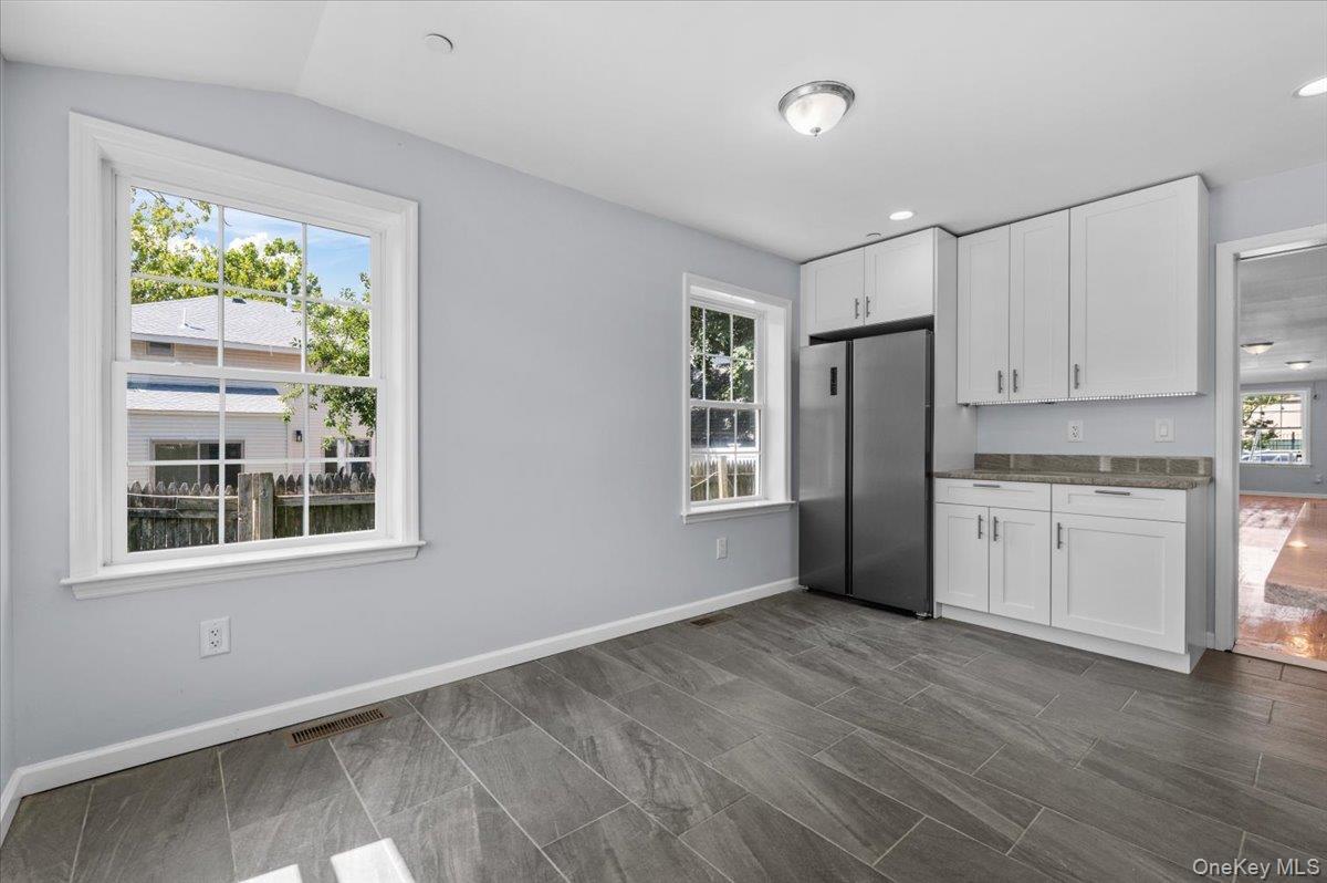 Single Family Hicksville Road Queens, NY 11691, MLS-1045877-6