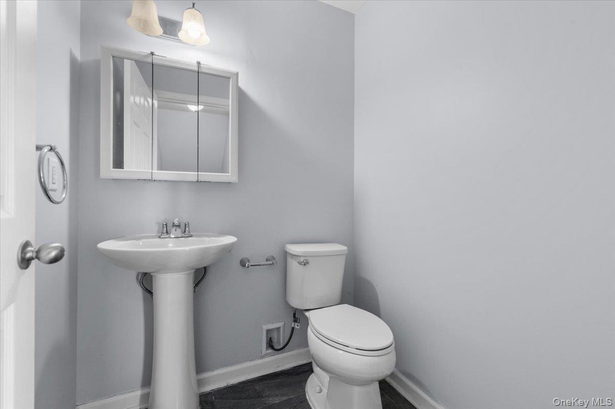Single Family Hicksville Road Queens, NY 11691, MLS-1045877-7