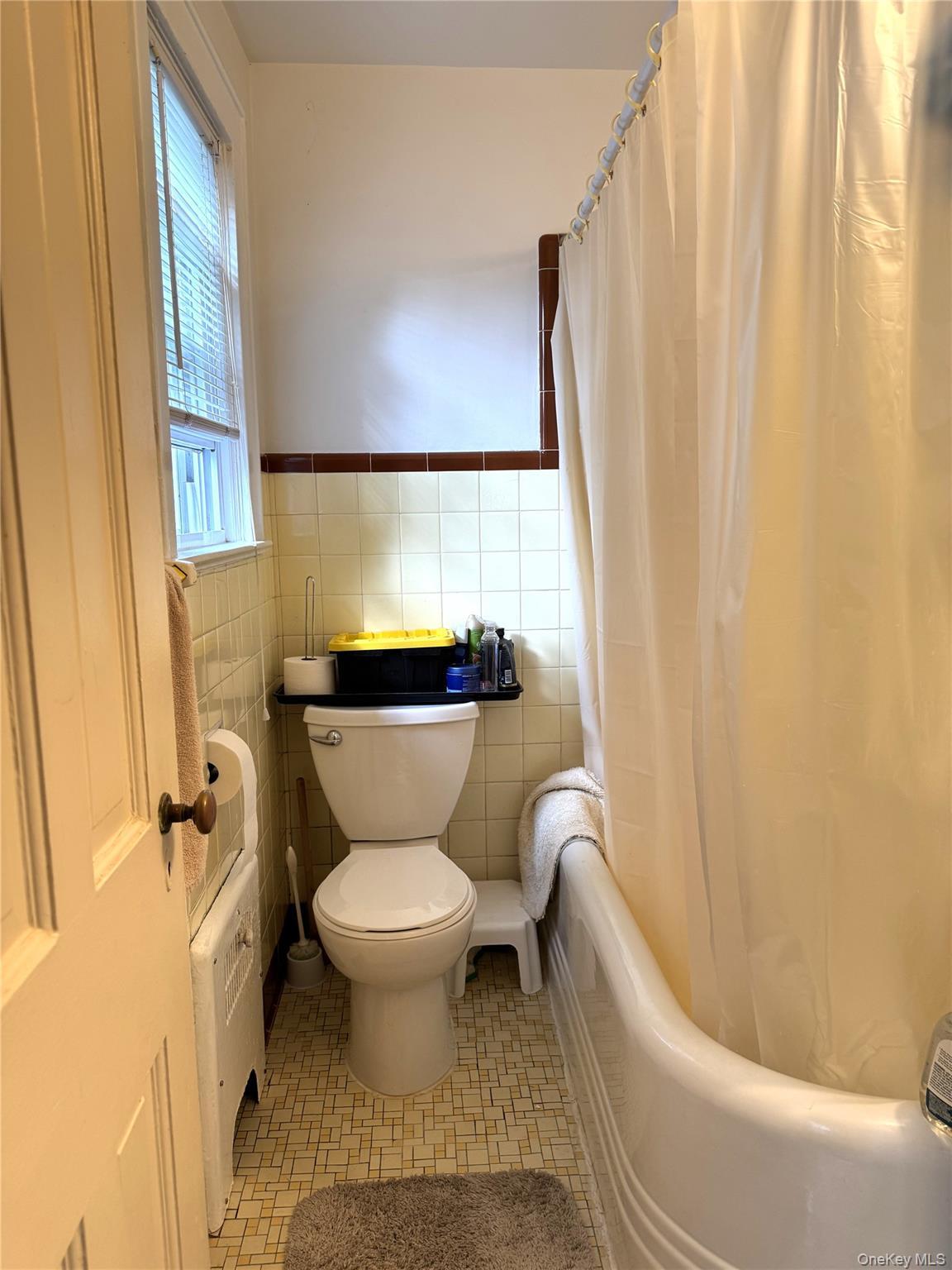 Single Family Elaine Terrace Westchester County, NY 10701, MLS-1045881-16