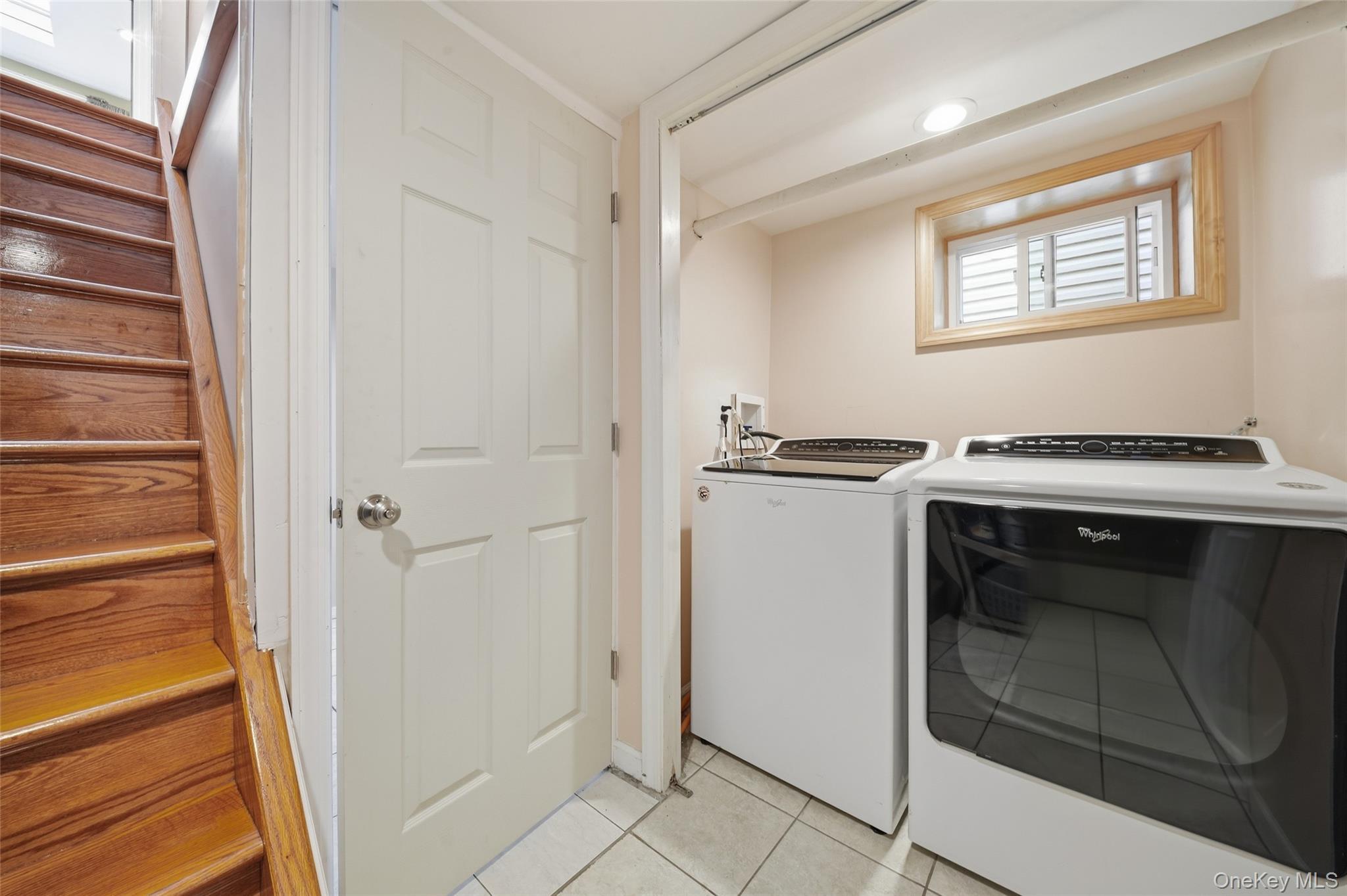 Single Family 254th Street  Queens, NY 11426, MLS-1045886-18