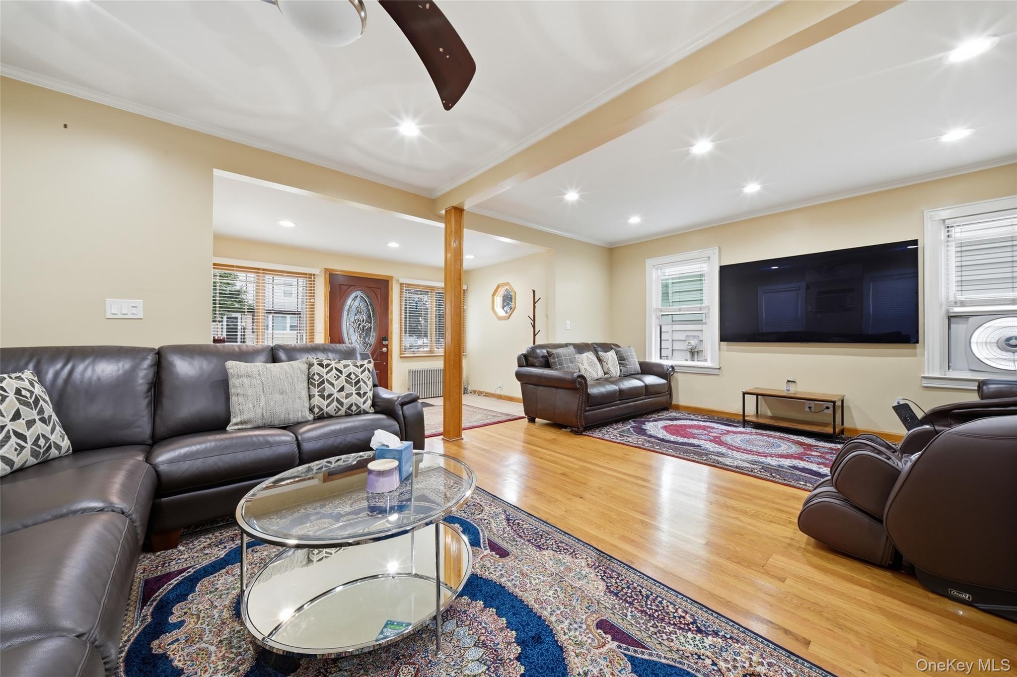 Single Family 254th Street  Queens, NY 11426, MLS-1045886-7