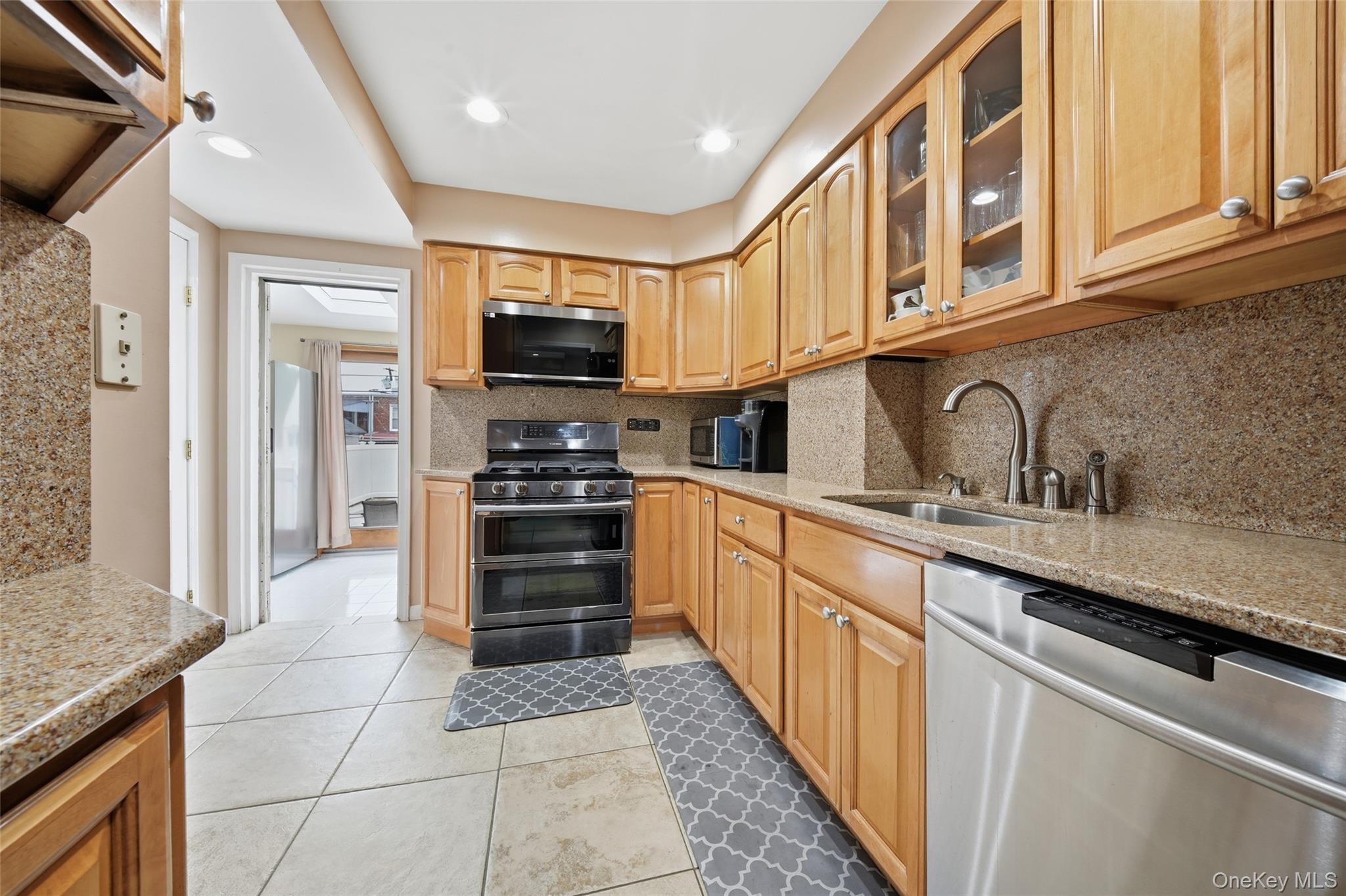 Single Family 254th Street  Queens, NY 11426, MLS-1045886-8